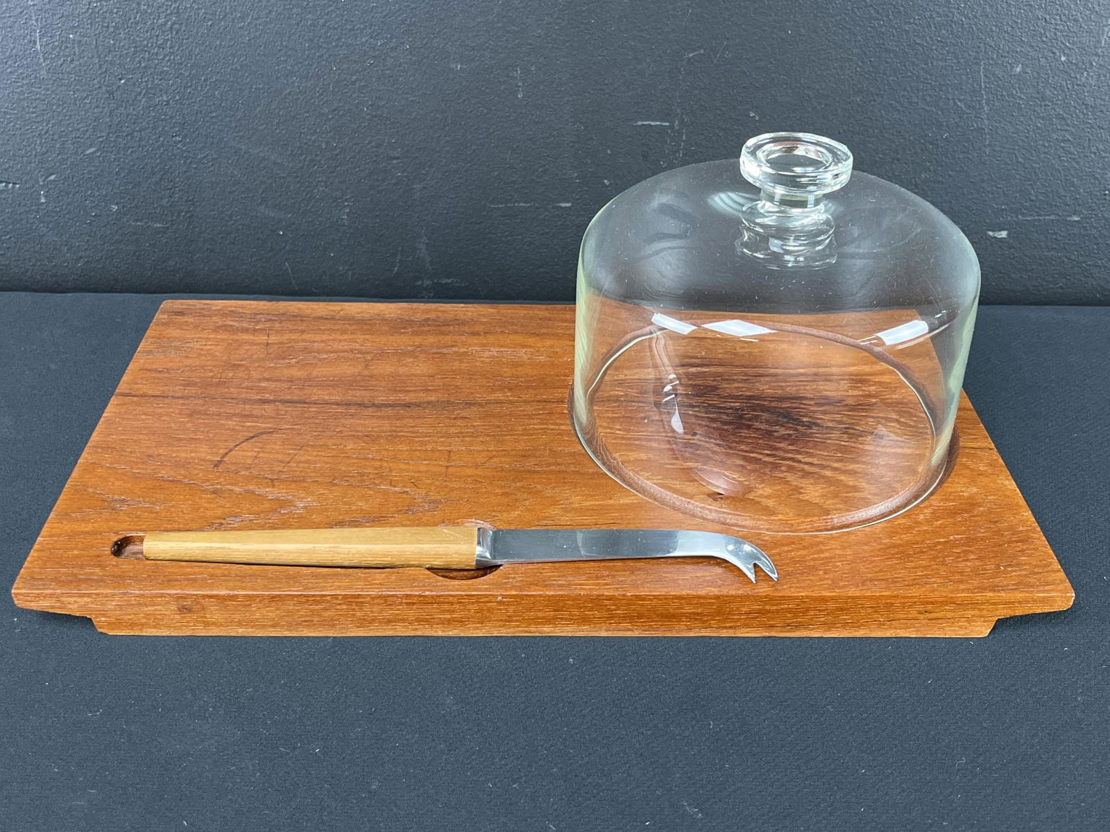 MCM Laurids Lonborg Denmark Teak Cheese Tray (1 of 5)