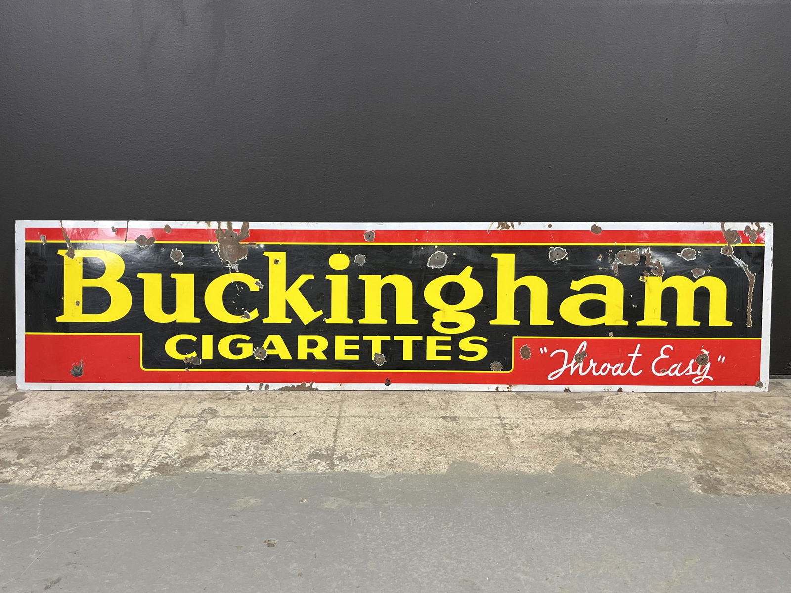 Antique Buckingham Cigarette Porcelain Sign (1 of 6)