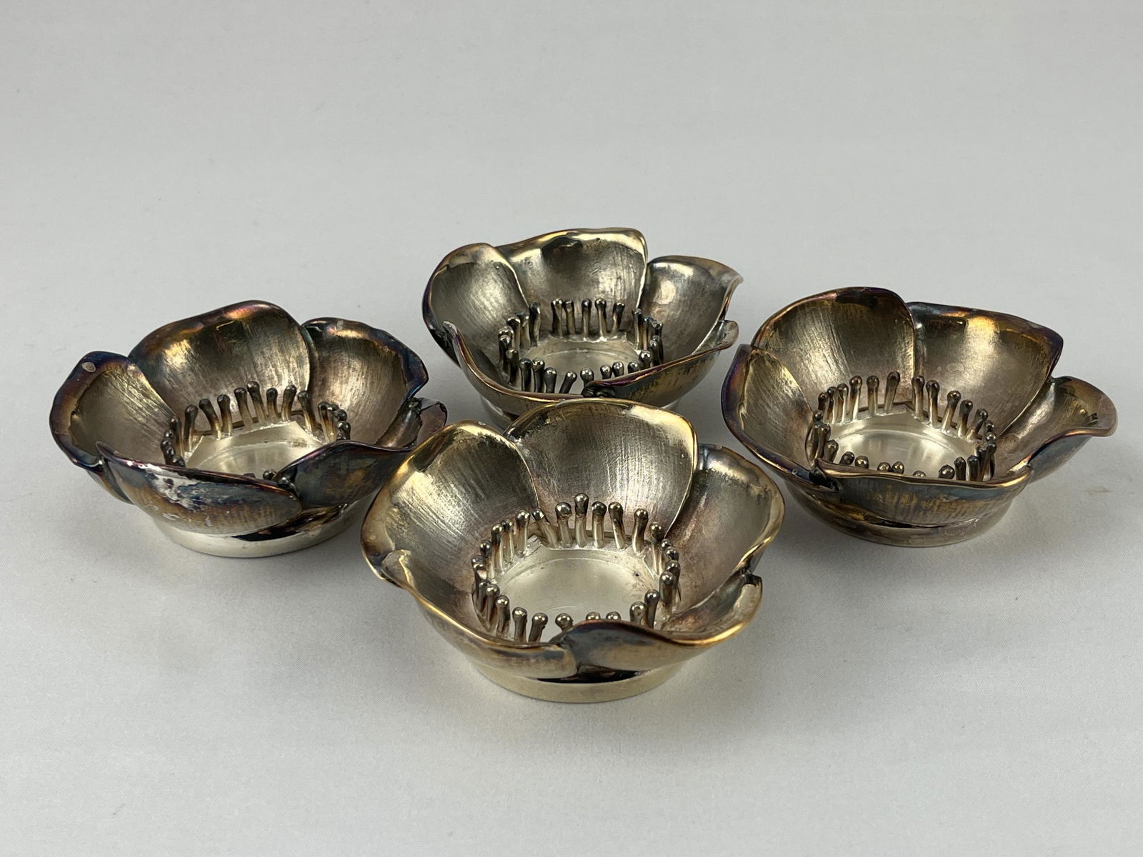 Set Of 4 Christofle Anemone Votive Candle Holders: Set Of 4 Christofle Anemone Votive Candle Holders. 4"w