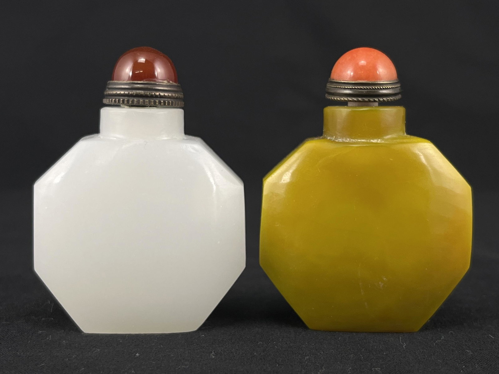 Lot of Chinese Carved Hard Stone Snuff Bottles (1 of 8)
