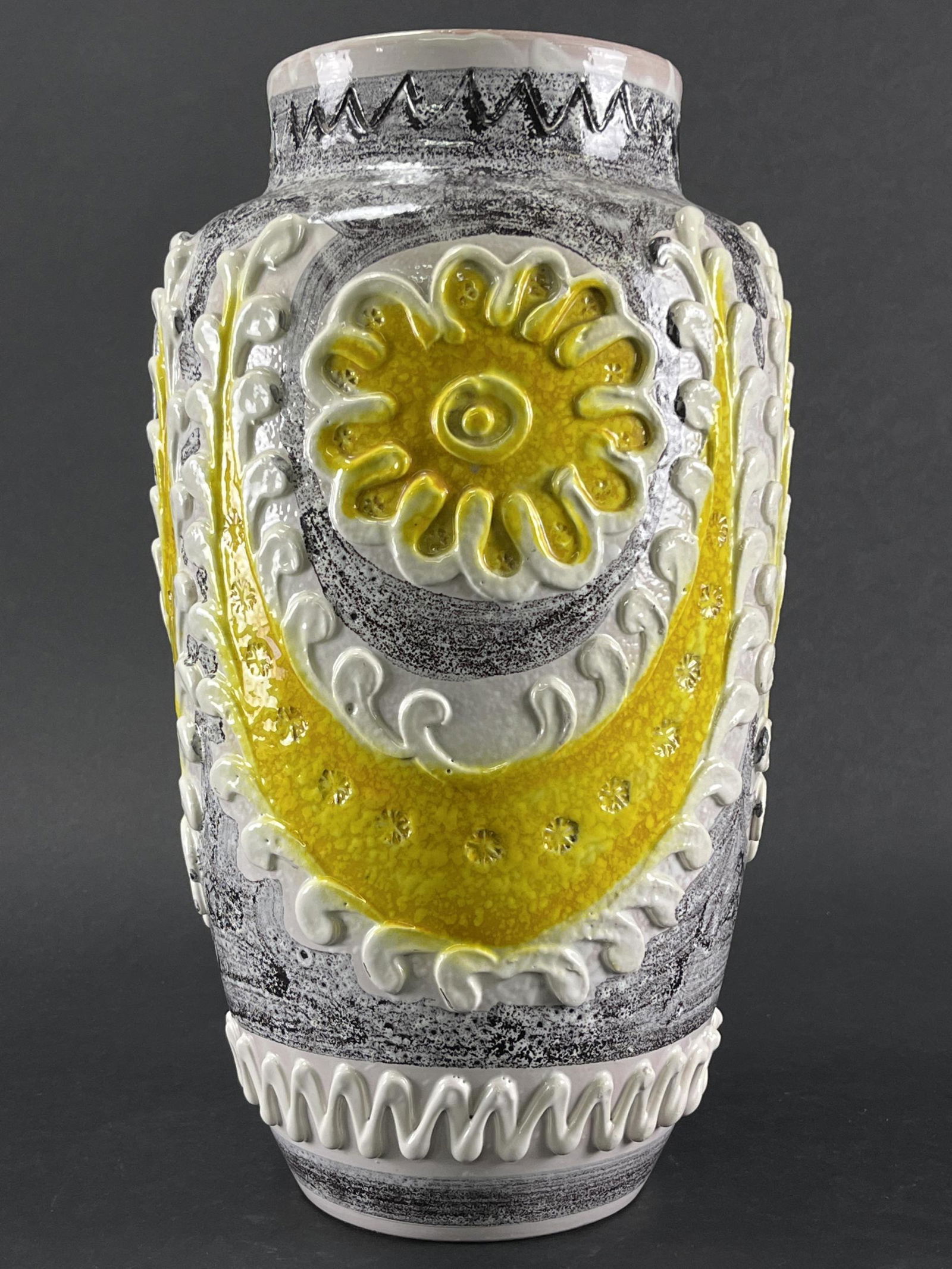 Large Mid Century Floral Italian Art Pottery Vase (1 of 7)