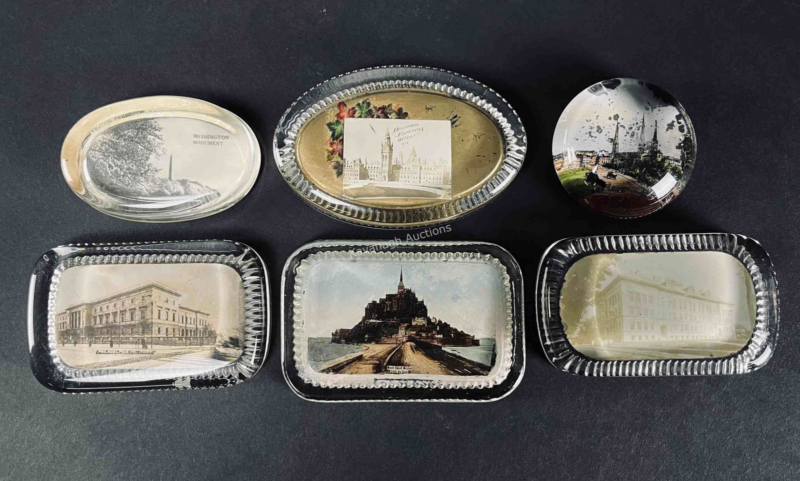 Lot Of Vintage Glass Travel Souvenir Paperweights (1 of 8)