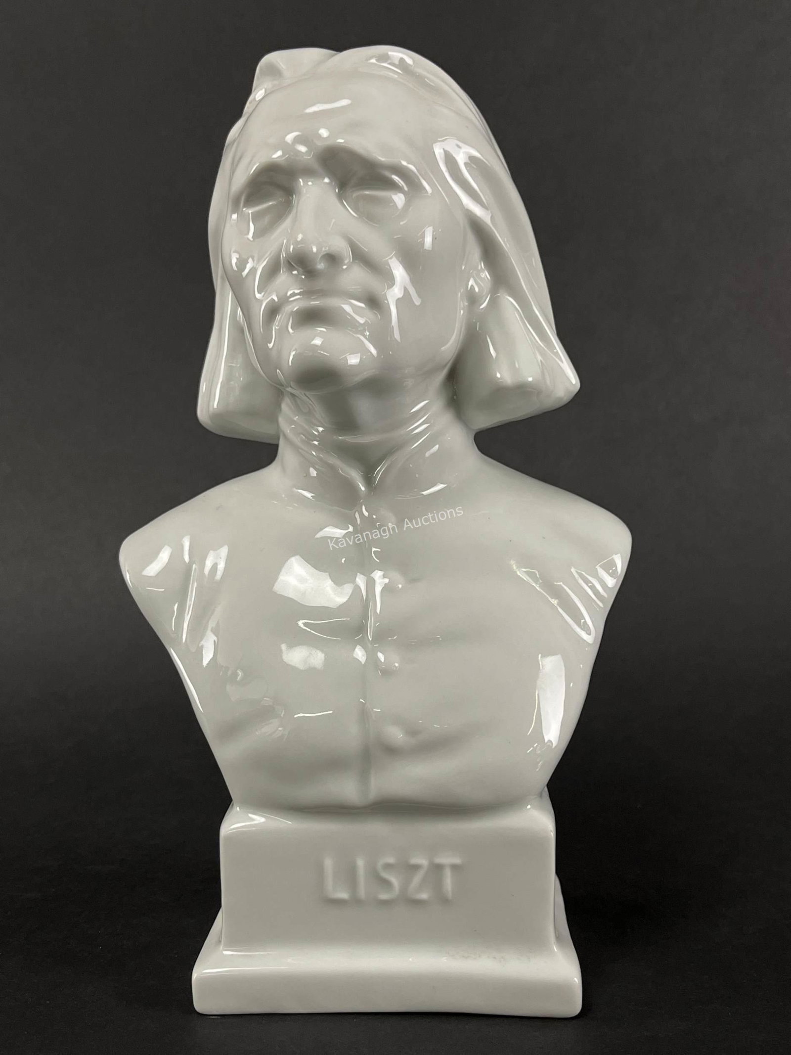 Herend Hungary Franz Liszt Porcelain Bust: Herend Hungary Franz Liszt Porcelain Bust. 9 inches H. Marked on base, 5971.