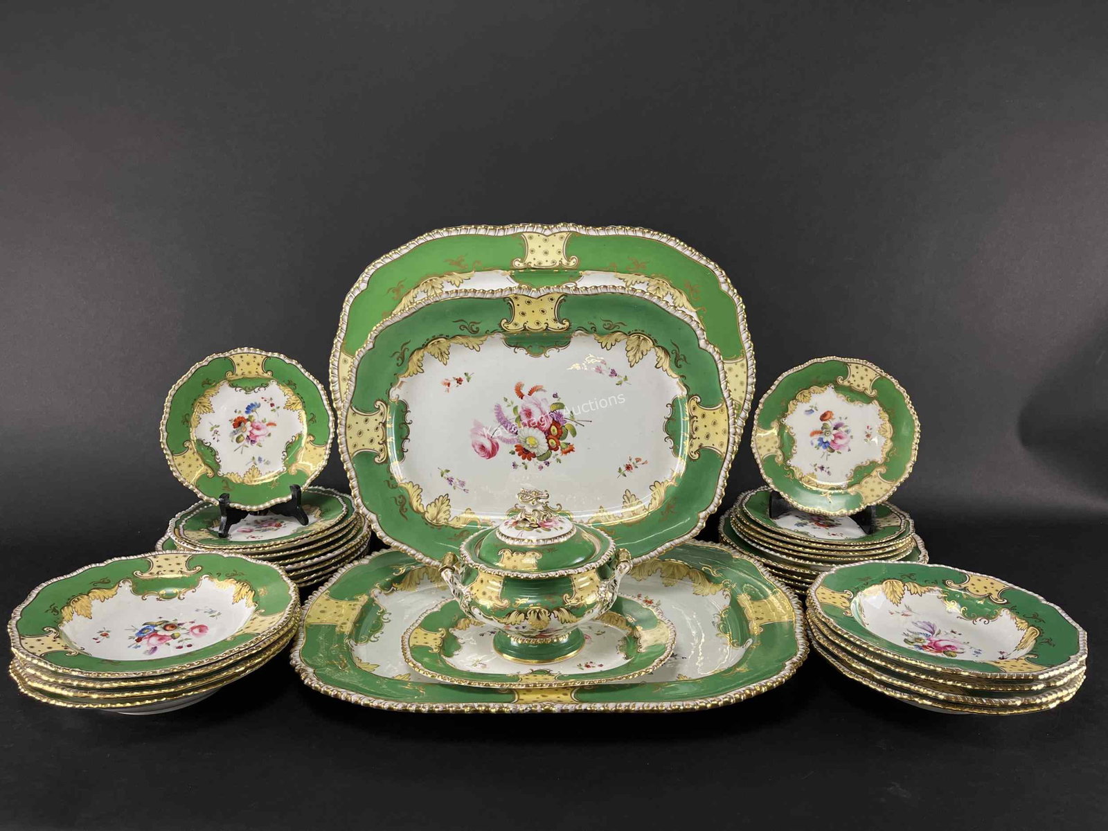 Lot Coalport Green Ground Porcelain Dishes (1 of 11)