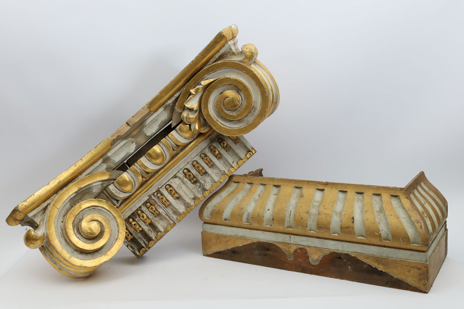 Antique Quebec Church Gilt Carved Capital Salvage (1 of 20)