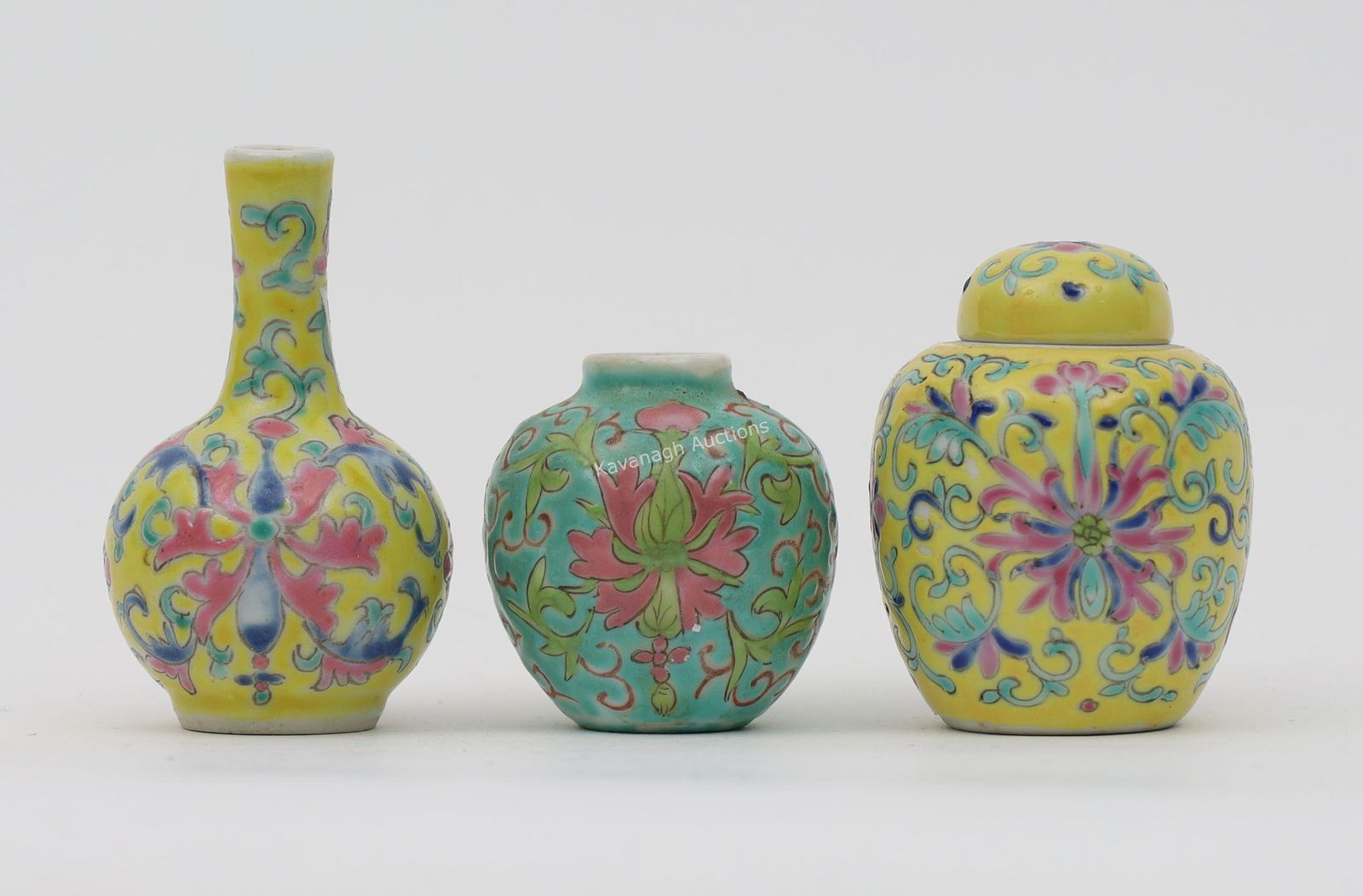 Lot Of 3 Chinese Republic Cabinet Vases (1 of 9)