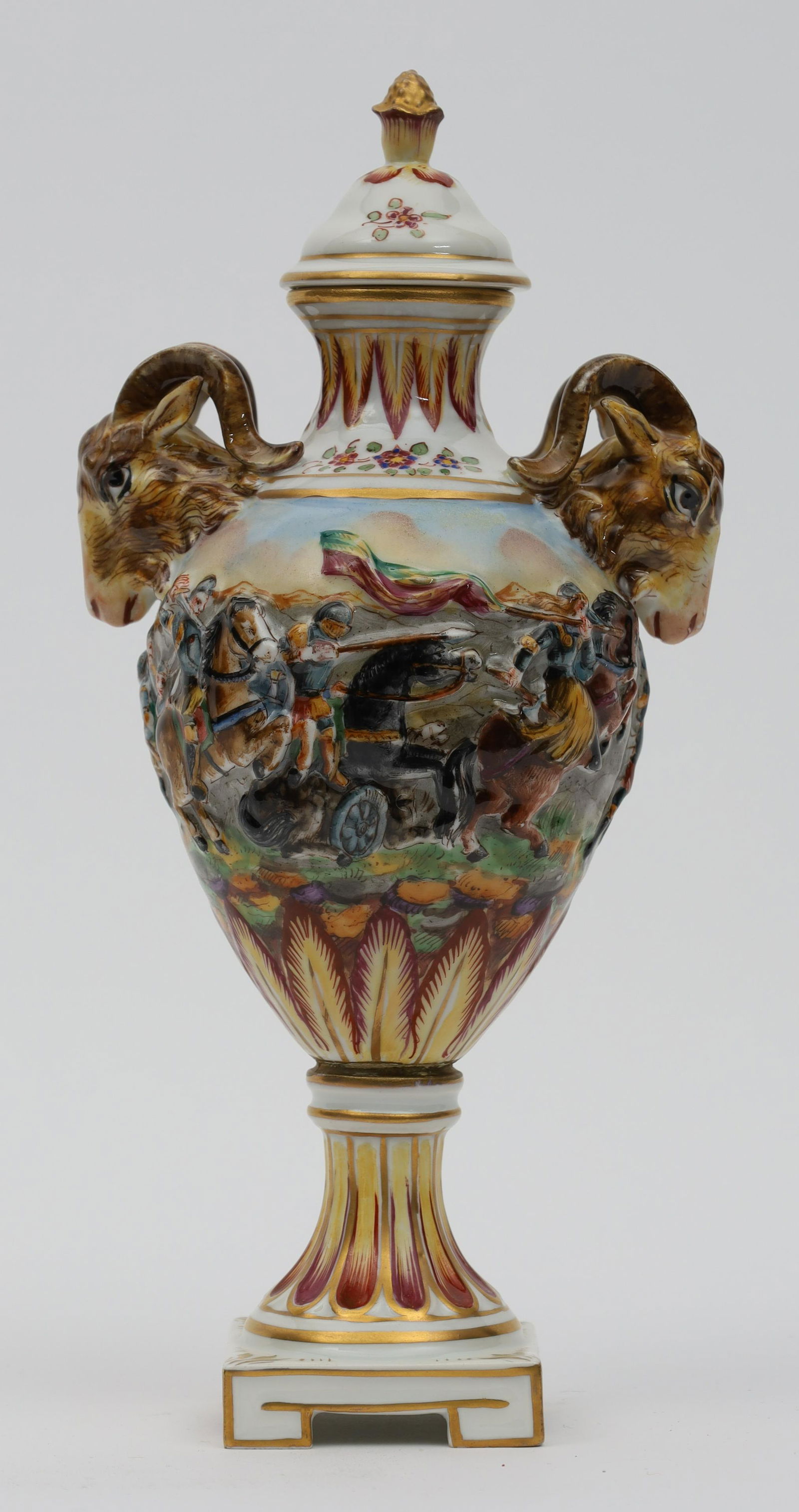 Capodimonte Italian Lidded Urn, Rams Heads (1 of 14)