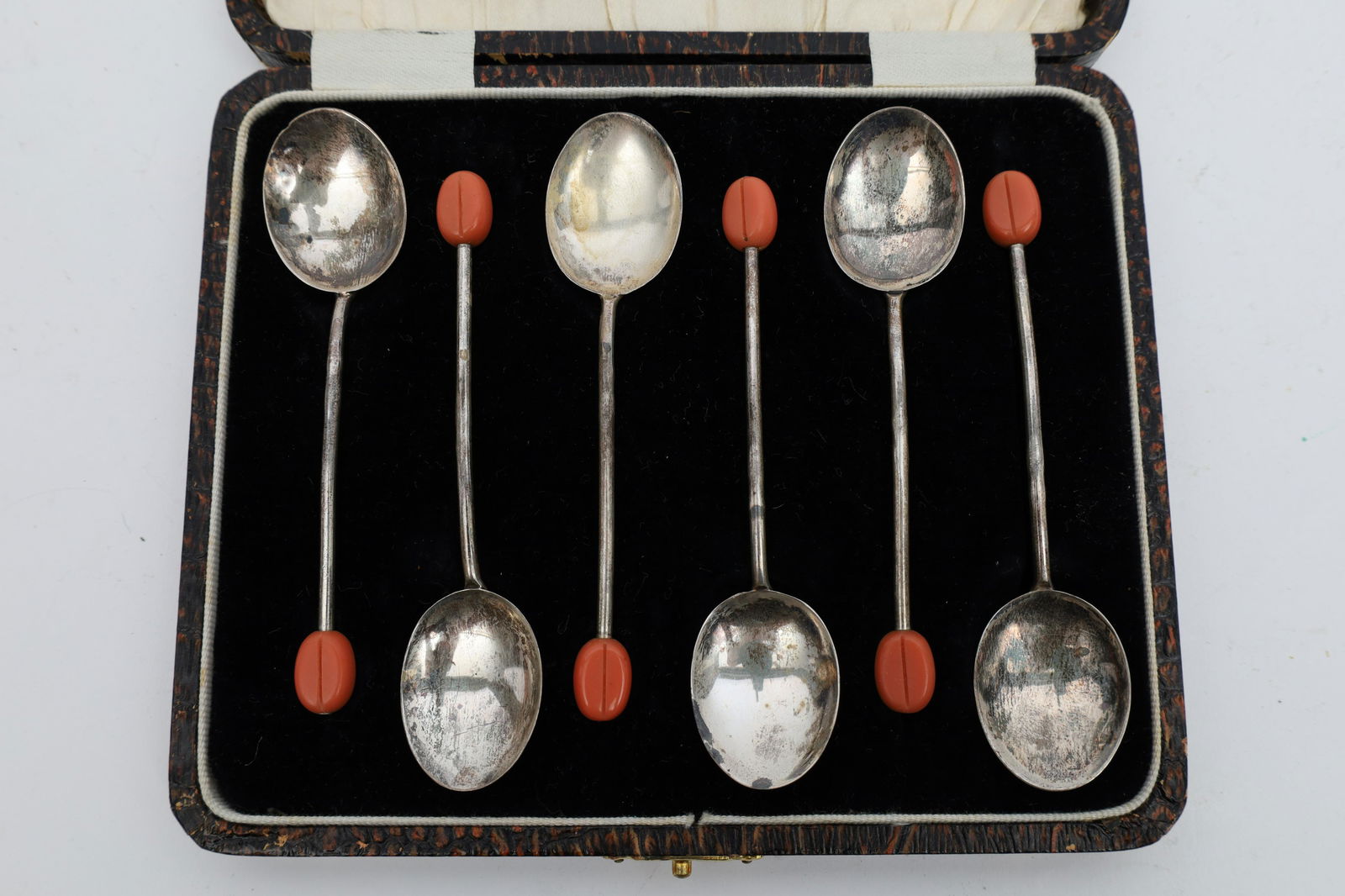 Set Of 6 English Sterling Coffee Spoons Greenacres (1 of 5)