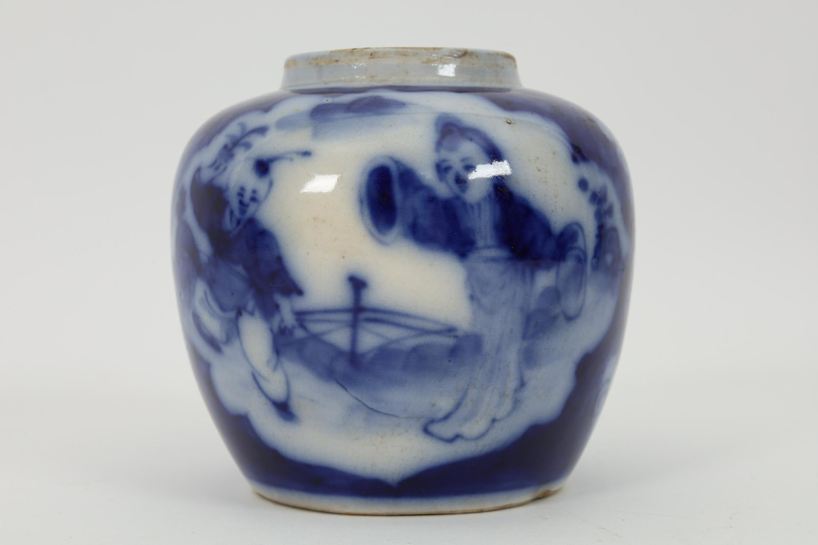 Chinese Blue and White Vase / Ginger Jar: Chinese Blue and White Vase / Ginger Jar. 3.5 inches H.