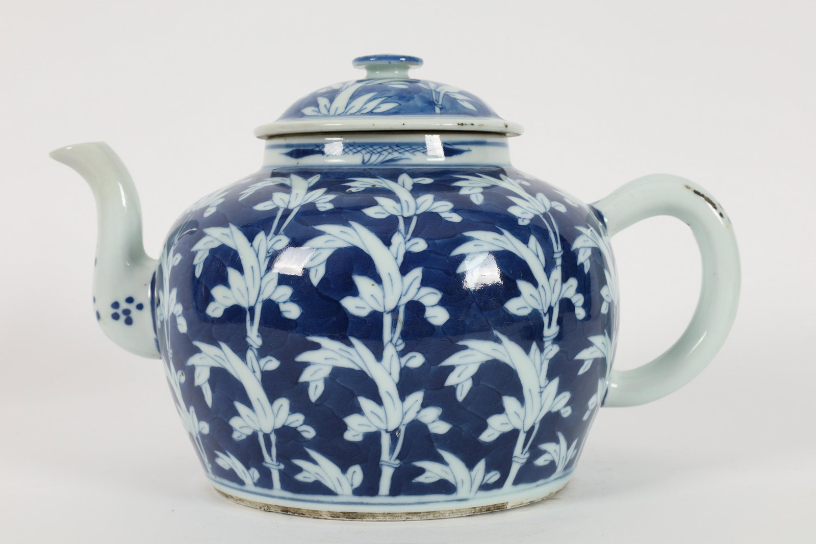 Large Antique Chinese Blue and White Tea Pot (1 of 13)