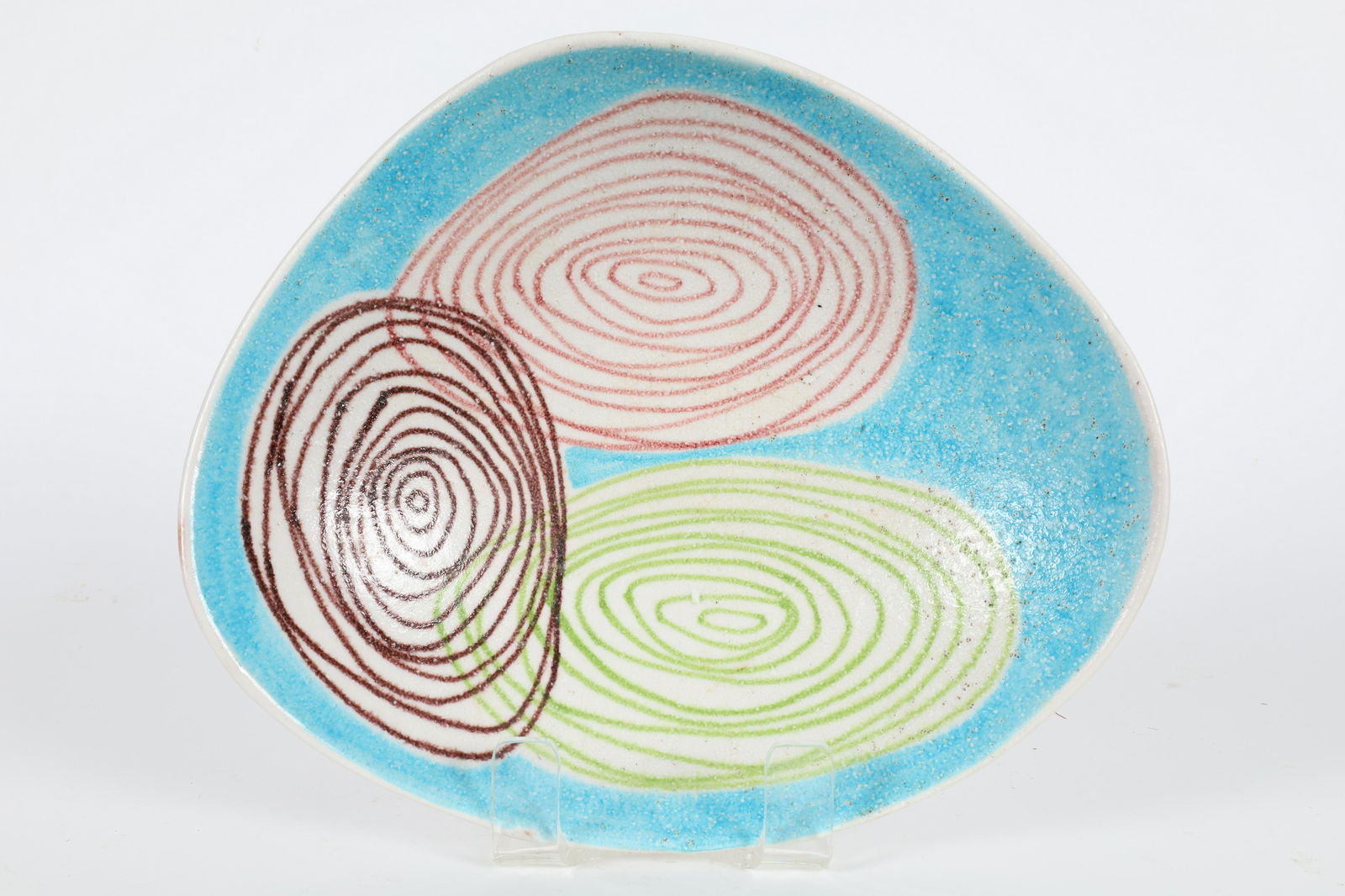 1950s Alvino Bagni Large Centerpiece for Raymor: 1950s Alvino Bagni Large Centerpiece for Raymor. 13 inches x 11 x 3.5 H.