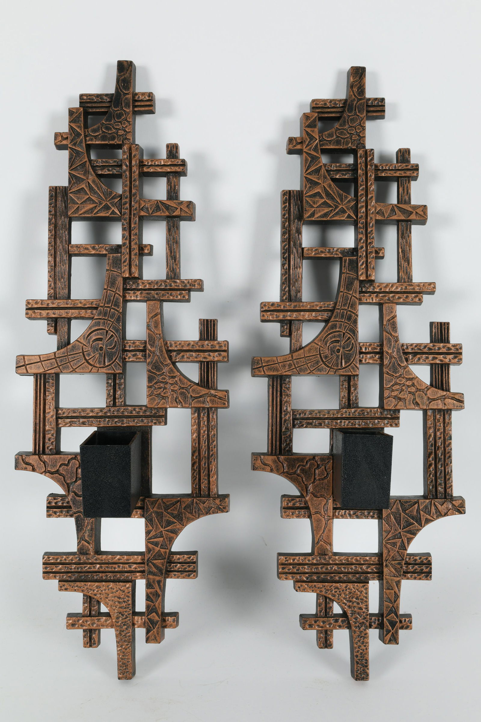 Pair Vintage Brutalist Molded Plastic Candlesticks (1 of 5)