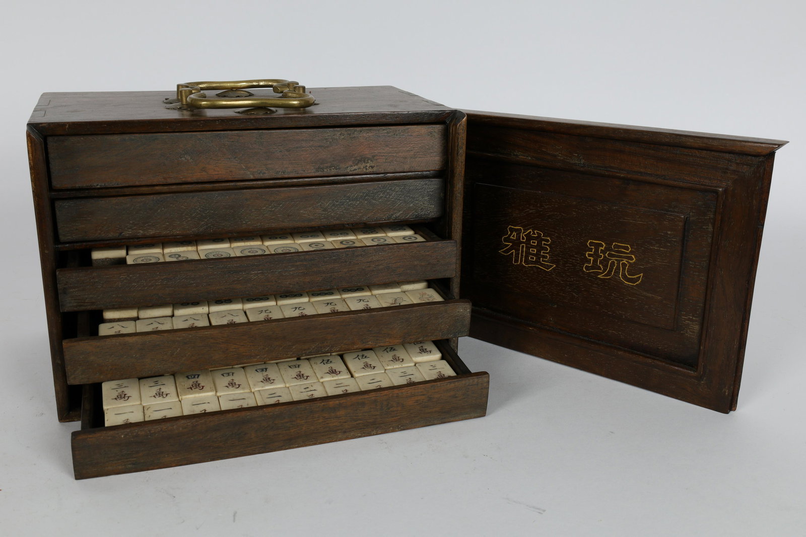 Vintage Chinese Mahjong Set in Hardwood Box (1 of 10)