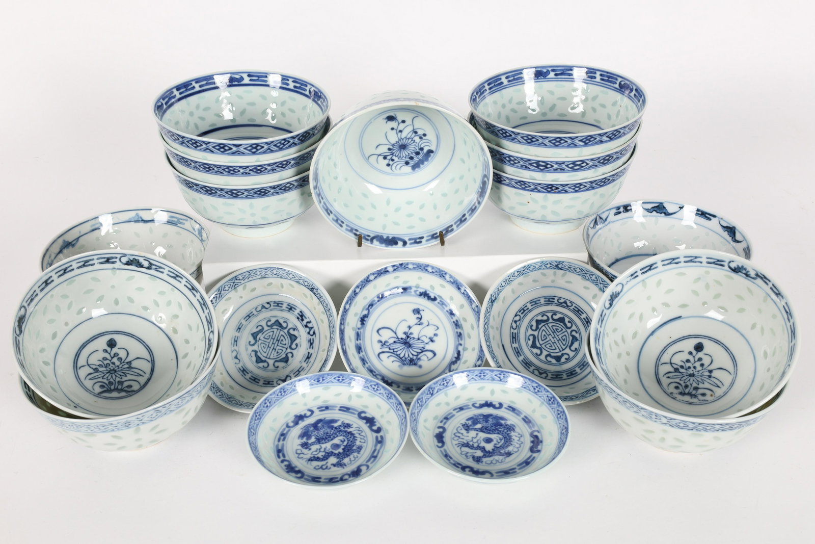 Lot of Chinese Blue and White Rice Pattern Bowls (1 of 5)