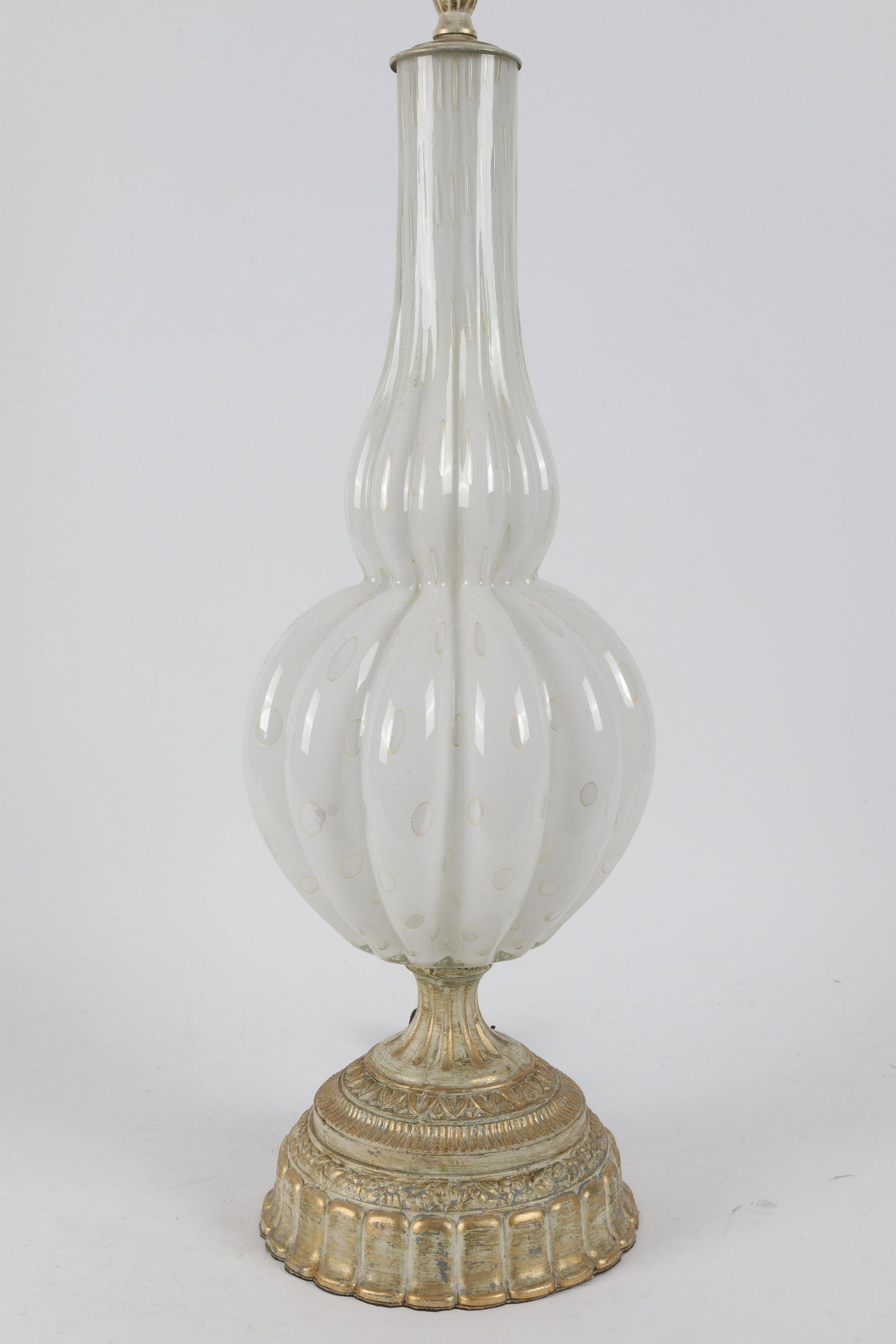 Mid Century Barovier and Toso Art Glass Lamp: Mid Century Barovier and Toso Art Glass Lamp. 34 inches H including hardware.