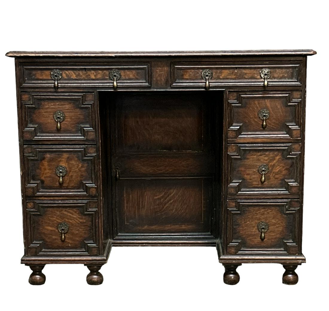 Small Jacobean Style Knee Hole Oak Writing Desk (1 of 5)