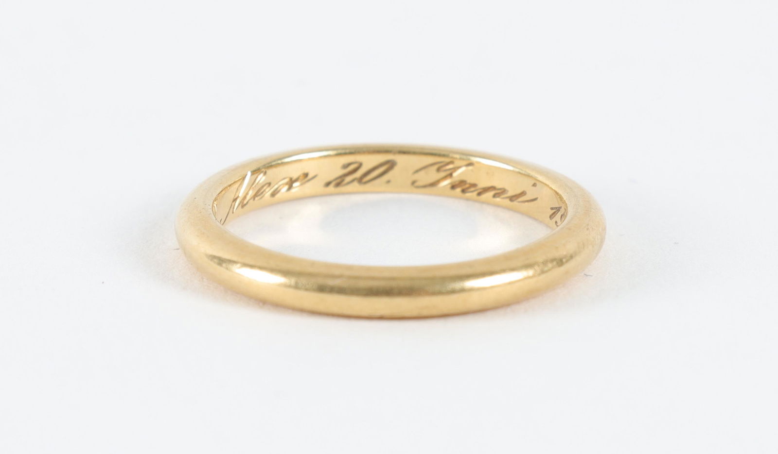 18K Gold Ring Inscribed Size 6.75 inches (1 of 6)