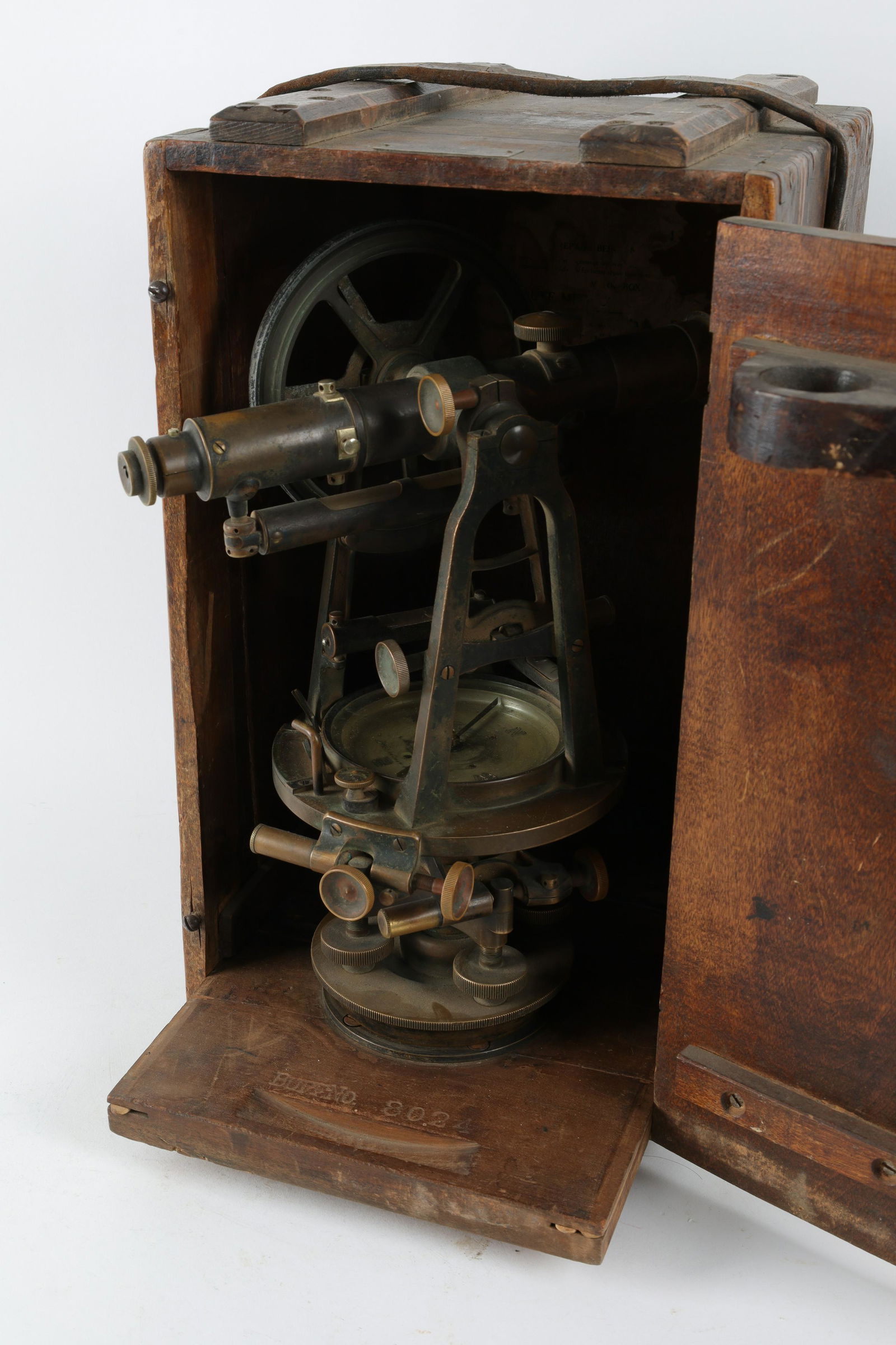 Antique Buff and Buff Mfg Co Surveyor's Transit (1 of 15)