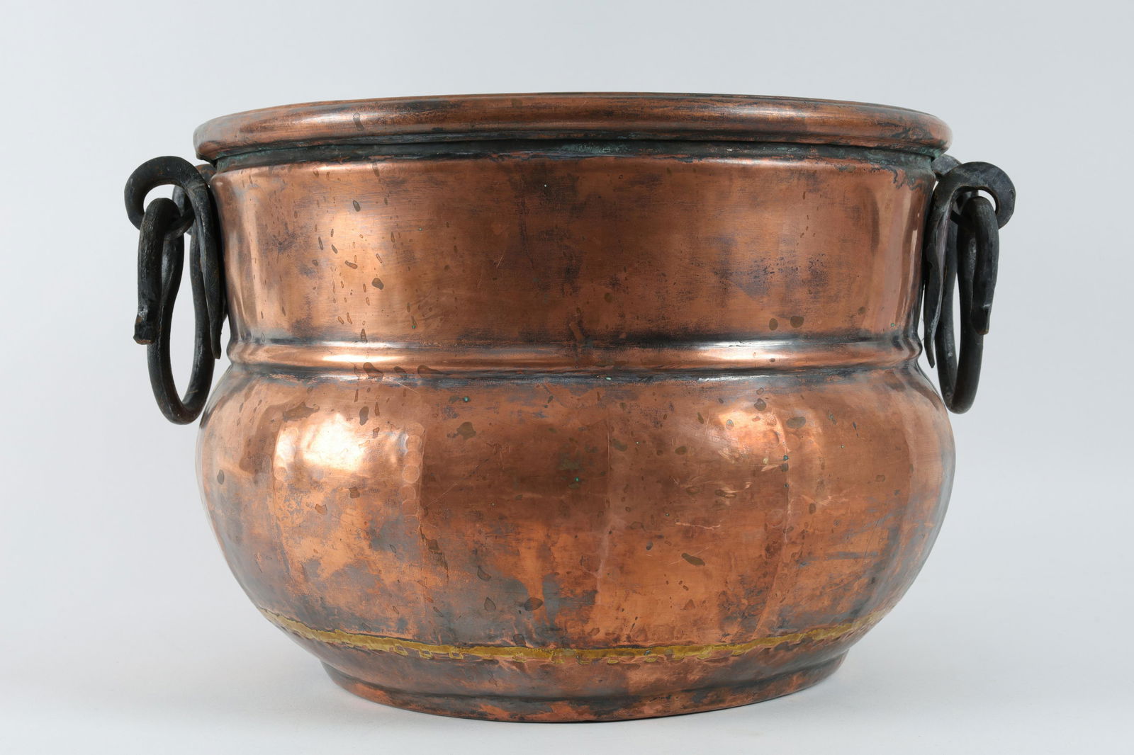 Large Hand Hammered Copper Cauldron Planter (1 of 6)