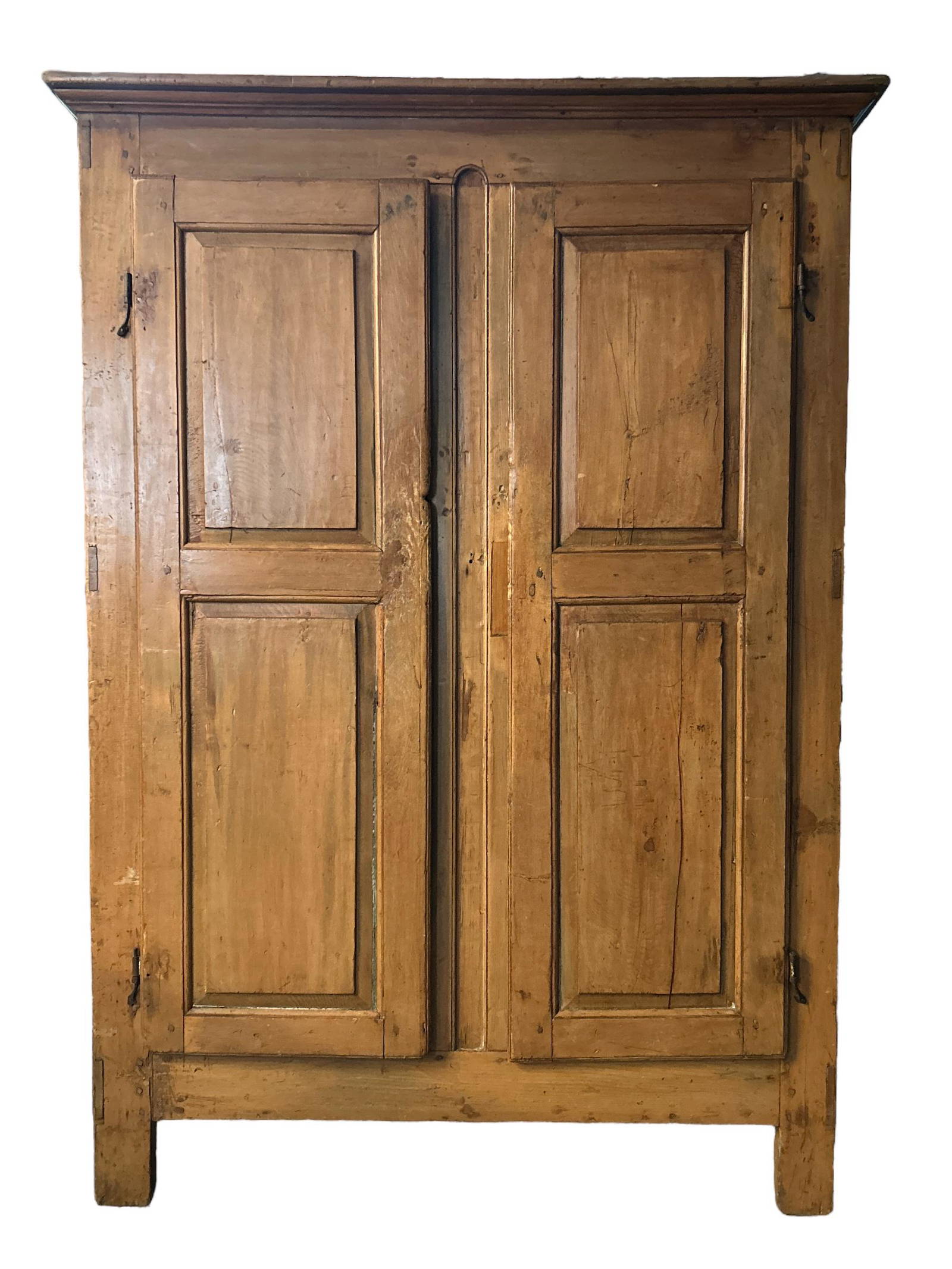 Pine Armoires & Wardrobes for Sale at Auction