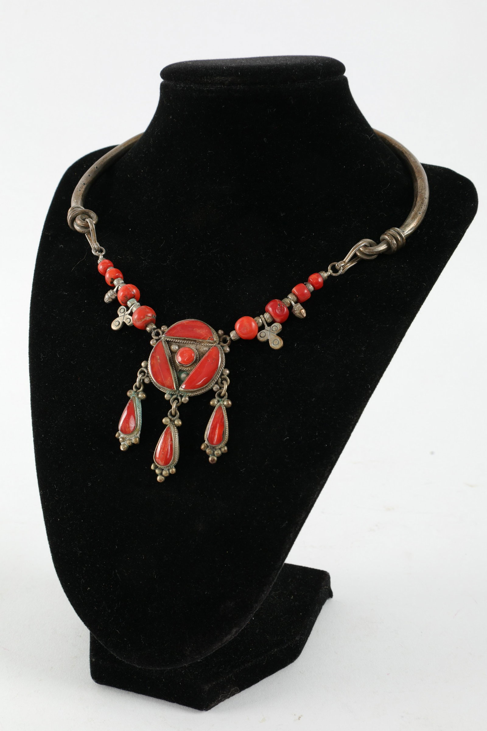 Silver and Coral Bib Necklace: Silver and Coral Bib Necklace. Approximately 15 inches circumference.