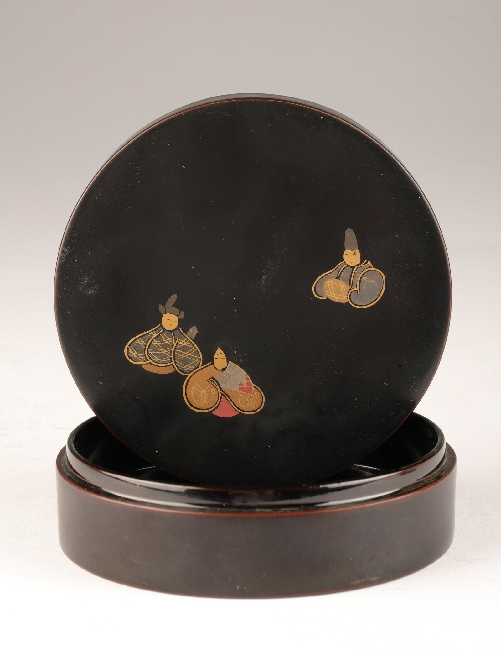 Antique Japanese Signed Lacquer Box (1 of 6)