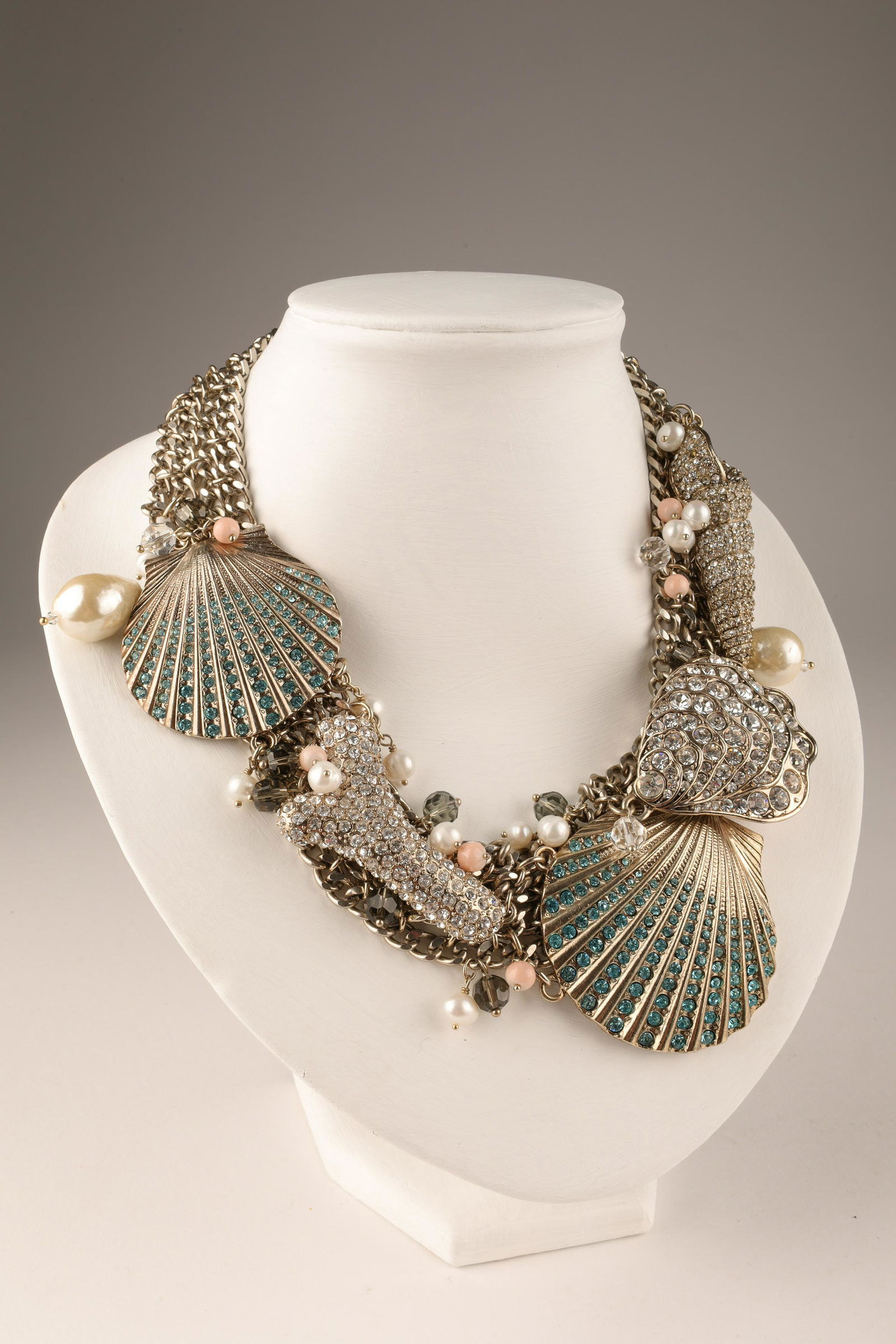 Badgley Mischka Seashell Statement Choker Necklace (1 of 8)