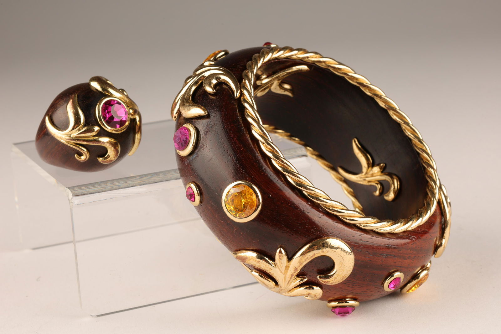 Dominique Aurientis Wood Jewelled Ring Bracelet (1 of 5)