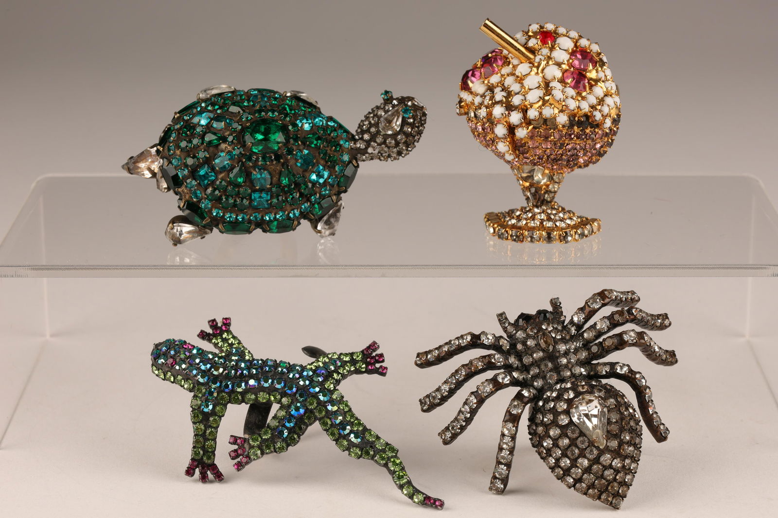 Lot of Four Bauer Rhinestone Figural Rings (1 of 6)