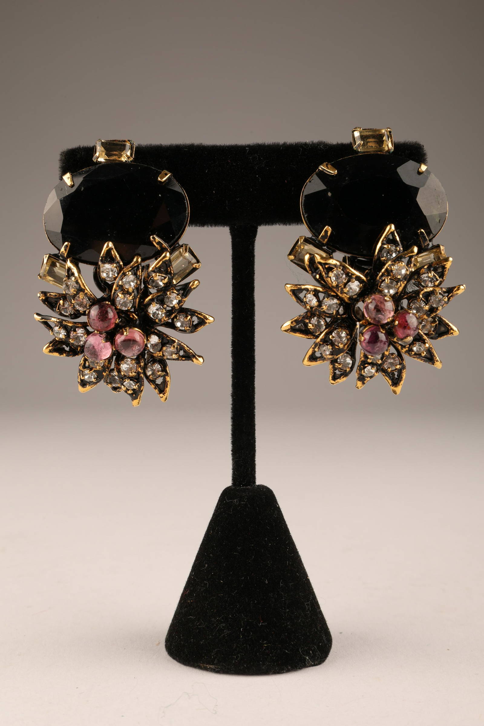 Antique & Vintage Jewelry for Sale Page 74