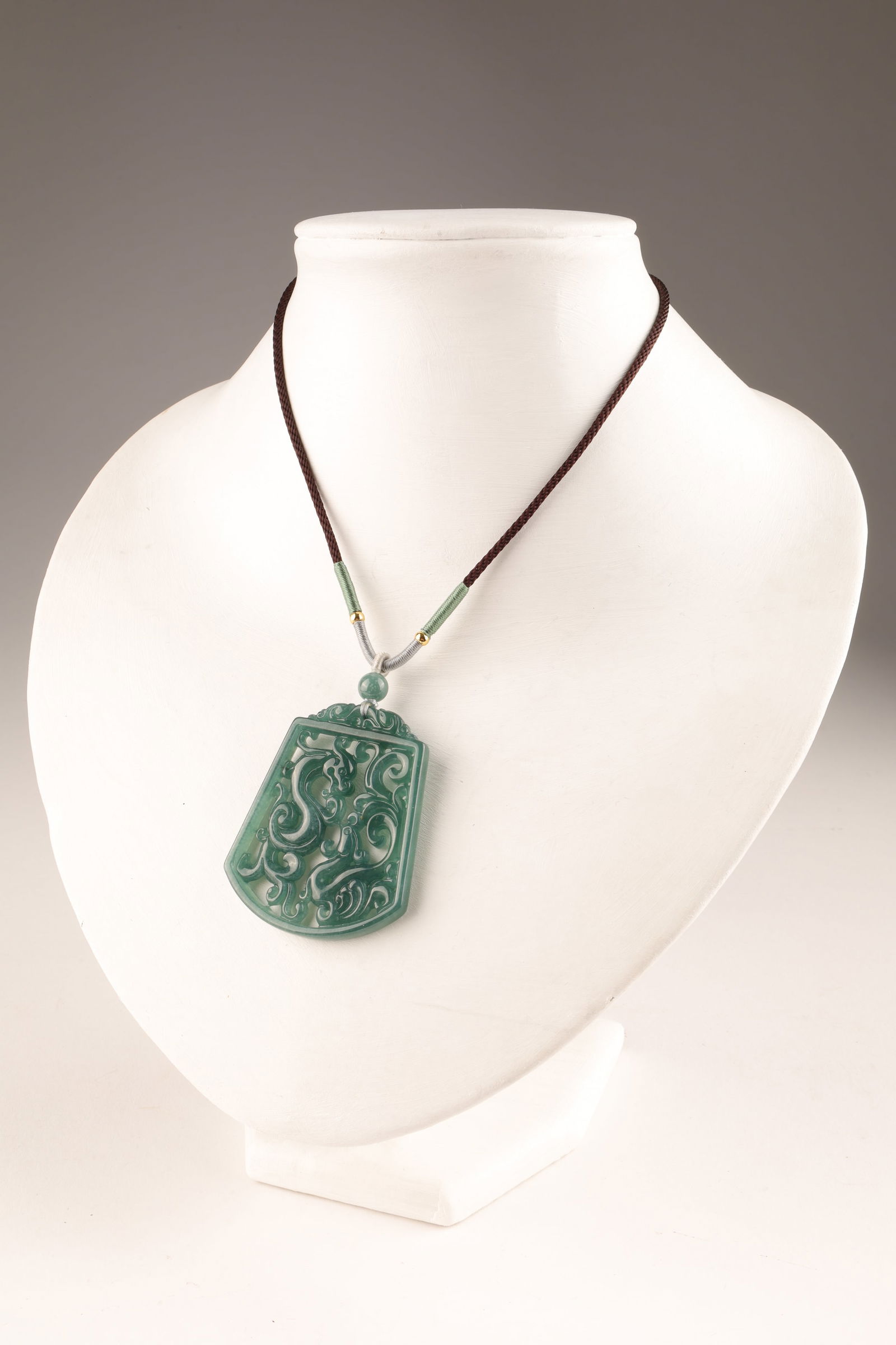 Chinese Carved Jade Pendant Necklace (1 of 7)