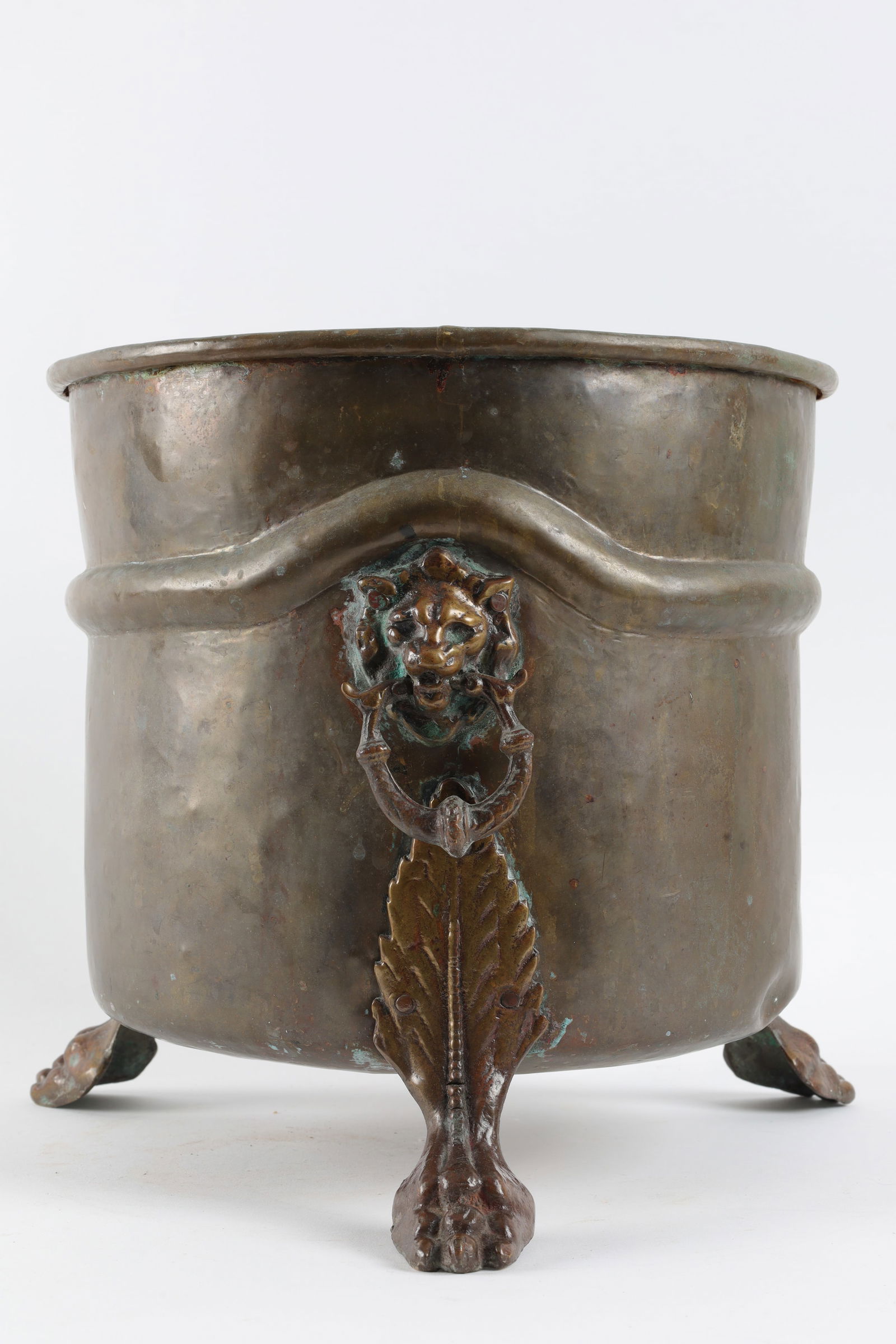 Antique Russian Lion Mask and Paw Planter Pot (1 of 9)