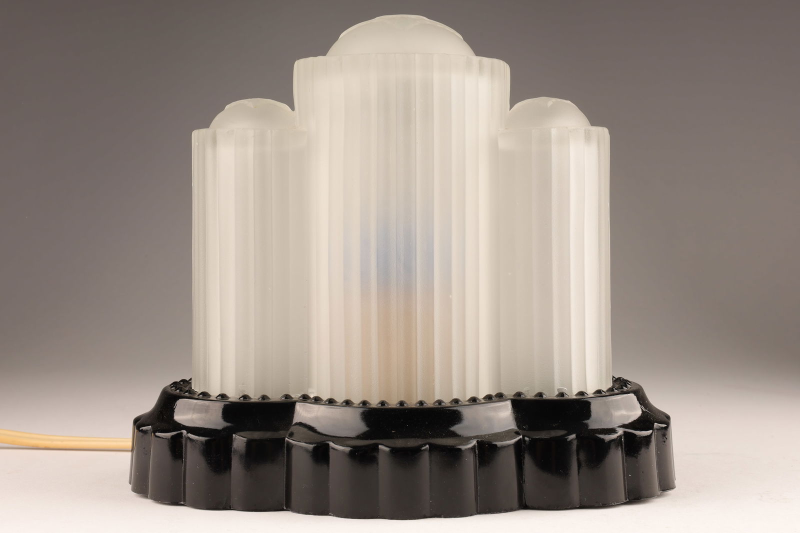 1930s Art Deco Glass Boudoir Table Lamp (1 of 7)