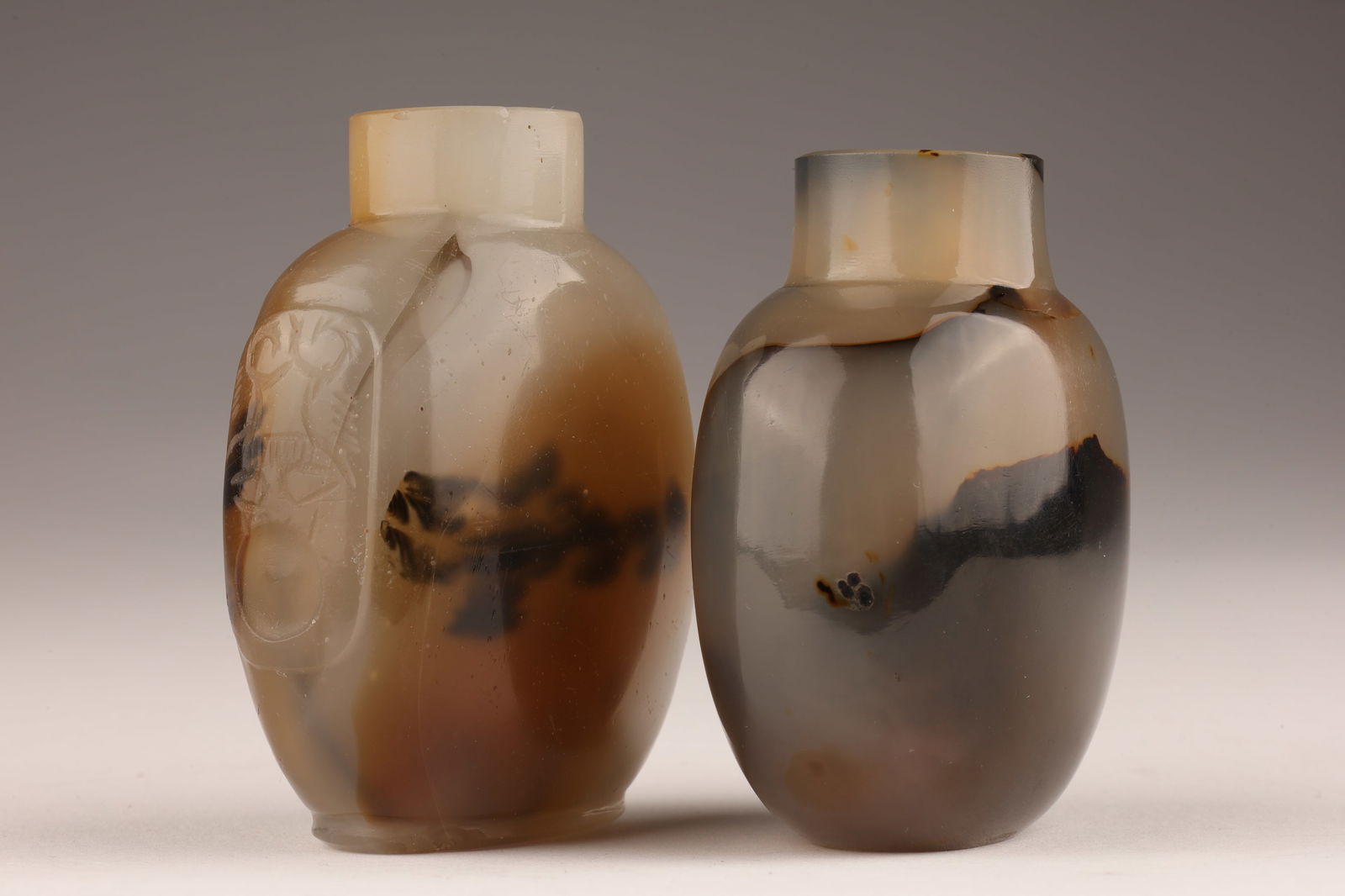 Two Antique Chinese Glass Snuff Bottles (1 of 8)