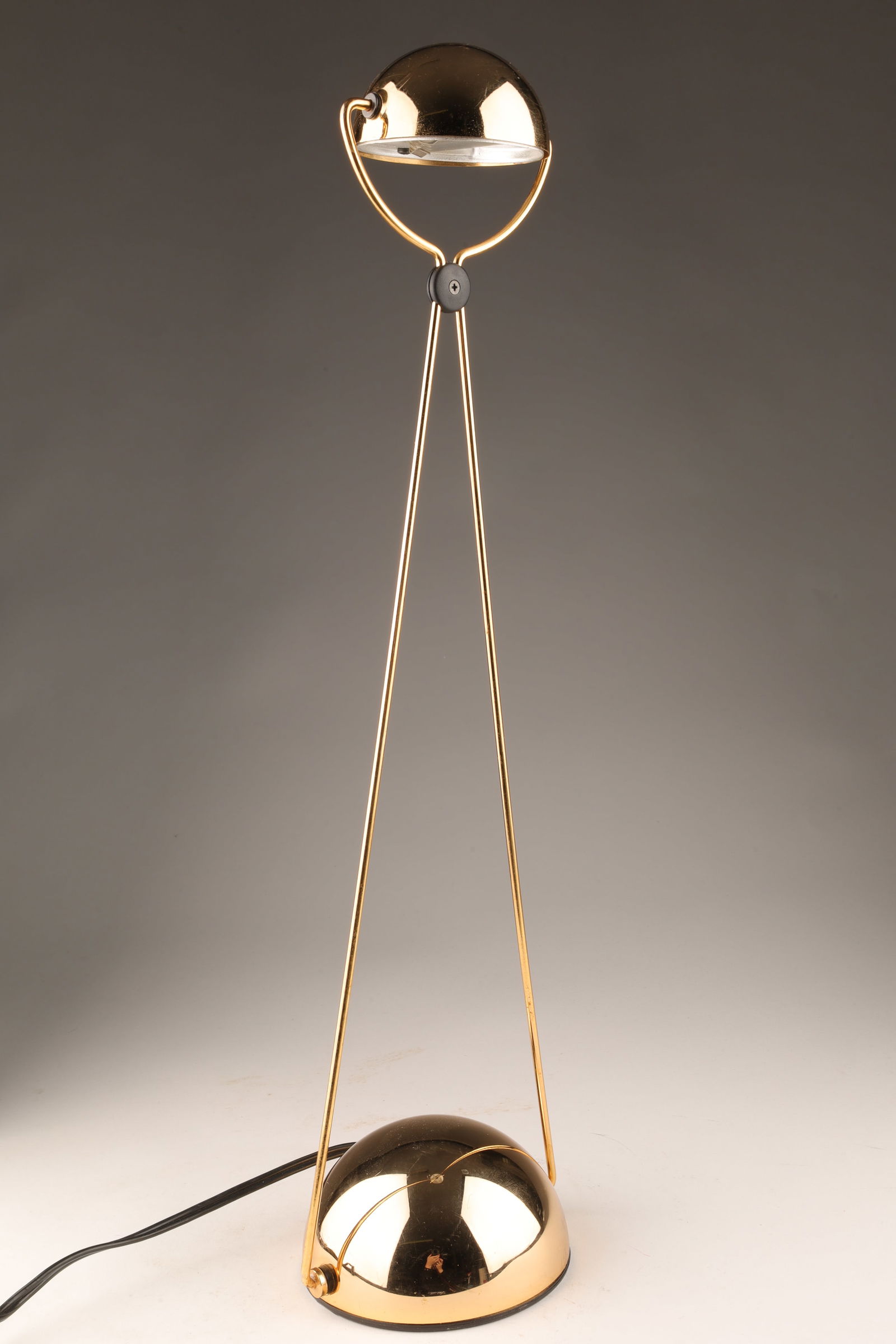 1980s Italian Modernist Meridana Lamp S. Cevoli: 1980s Italian Modernist Meridana Gold Halogen Lamp Stefano Cevoli. 20.5 inches H x 5.5 W.
