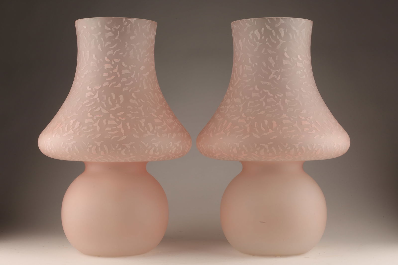 Pair MCM Murano Style Pink Mushroom Lamps (1 of 5)