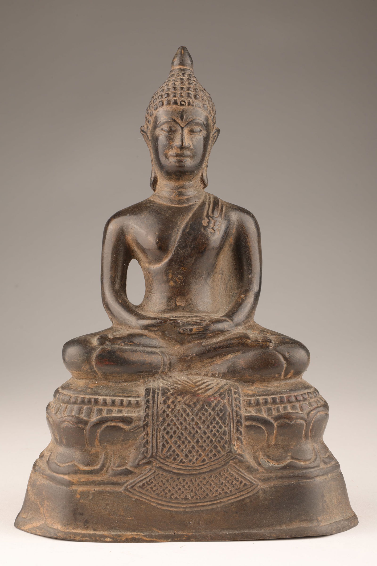 Antique Thai Bronze Seated Buddha (1 of 7)