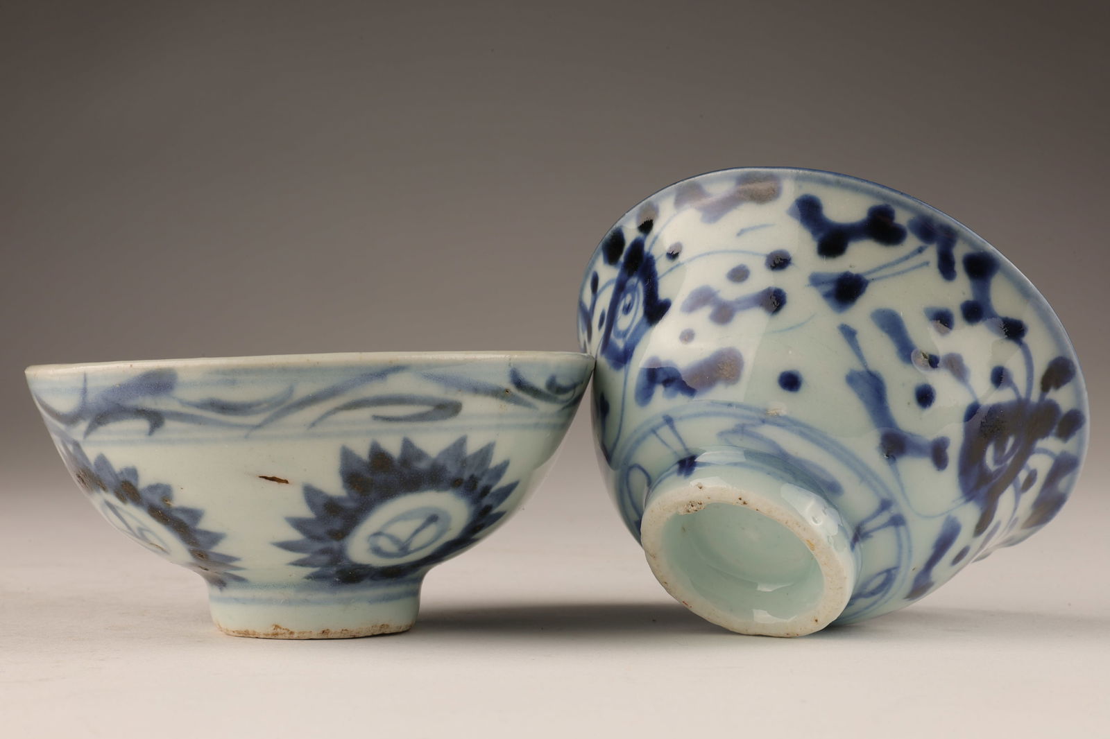 Lot of Antique Chinese Blue and White Teacups (1 of 7)