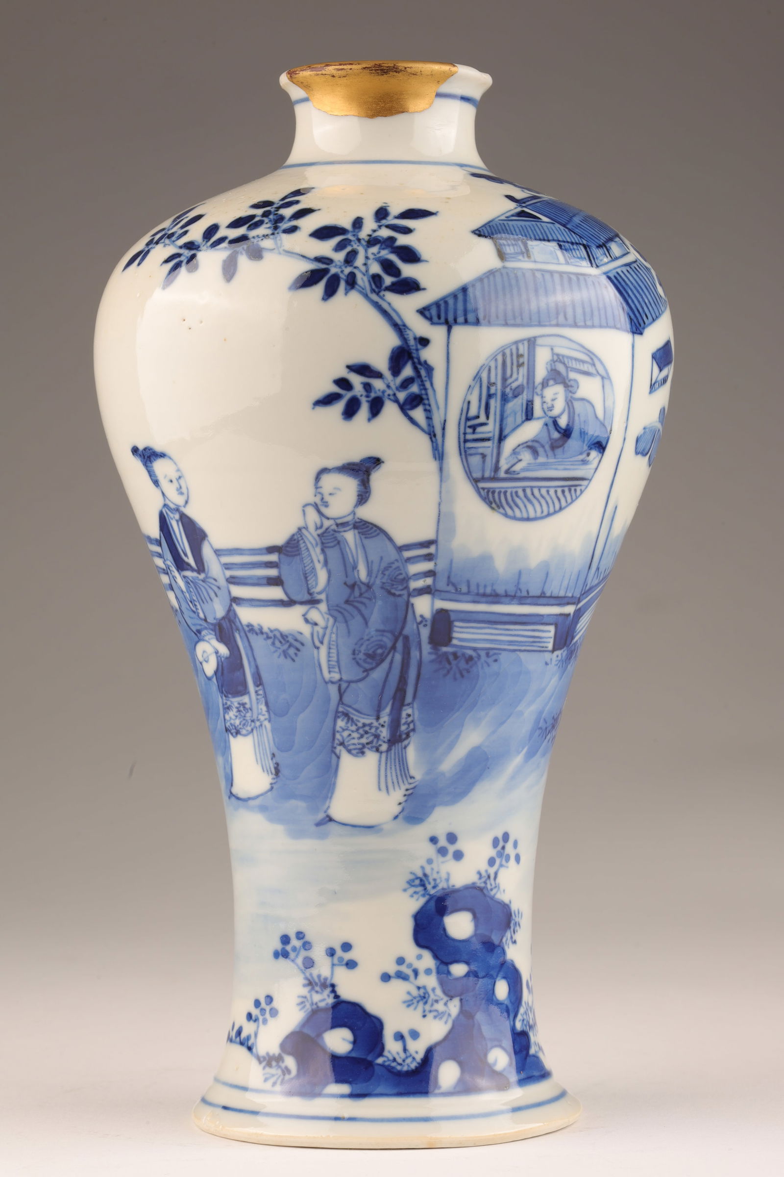 Antique Chinese Blue and White Meiping Vase (1 of 10)