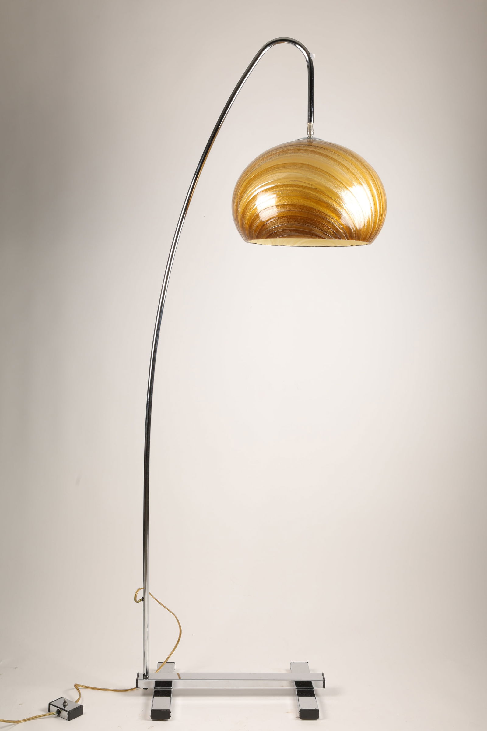 Vintage Guzzini Style Chrome Arc Floor Lamp (1 of 4)