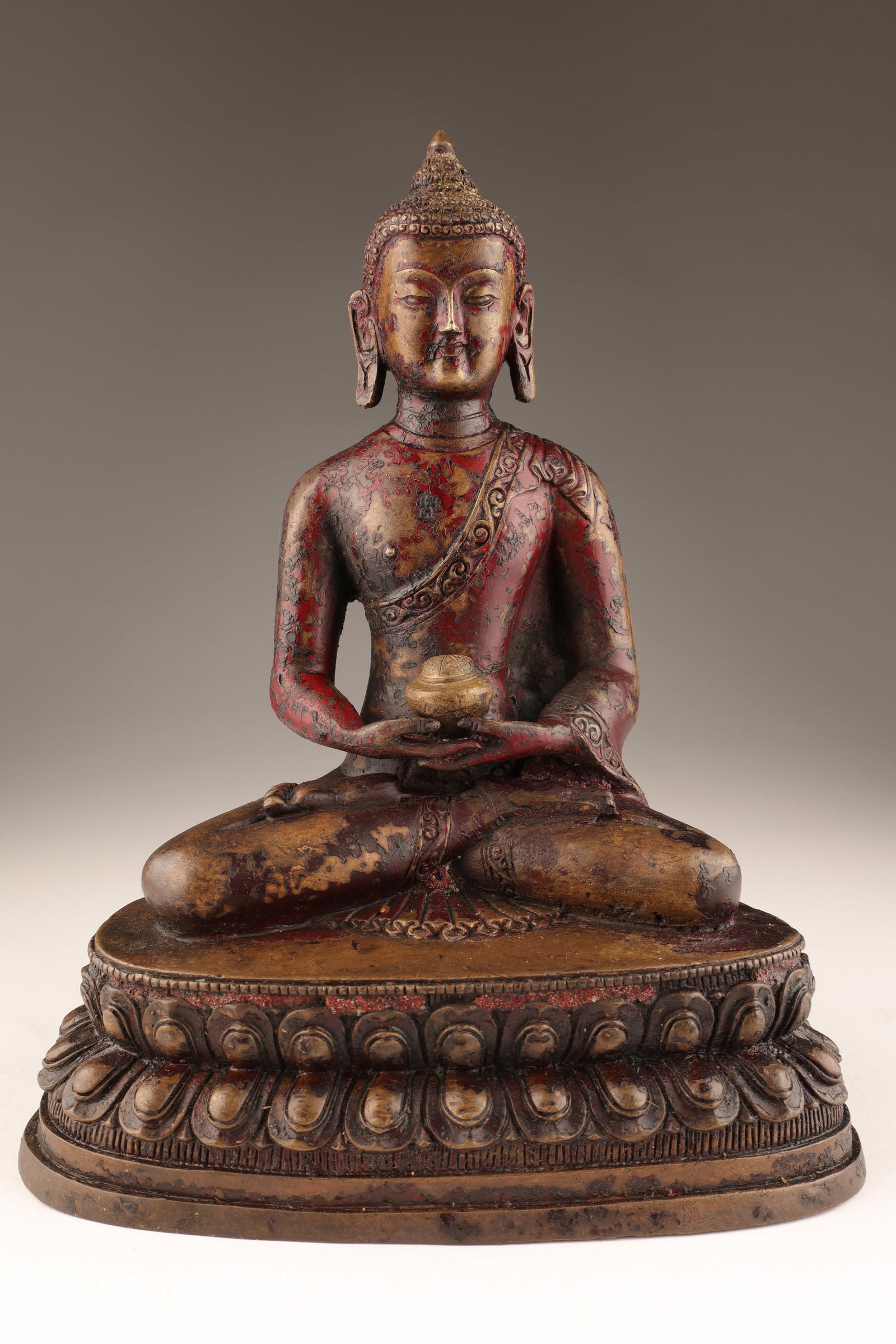 Chinese / Tibet Bronze Buddha Figurine (1 of 8)