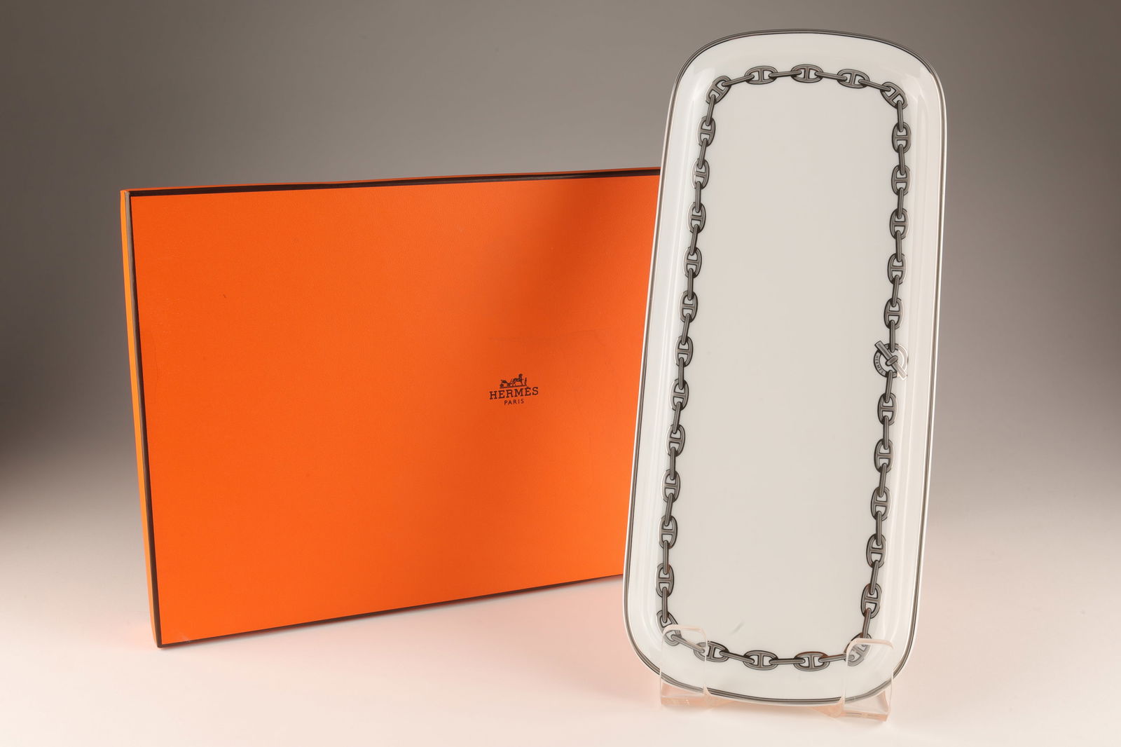 Hermes Chaine D'ancre Platinum Cake Platter (1 of 10)