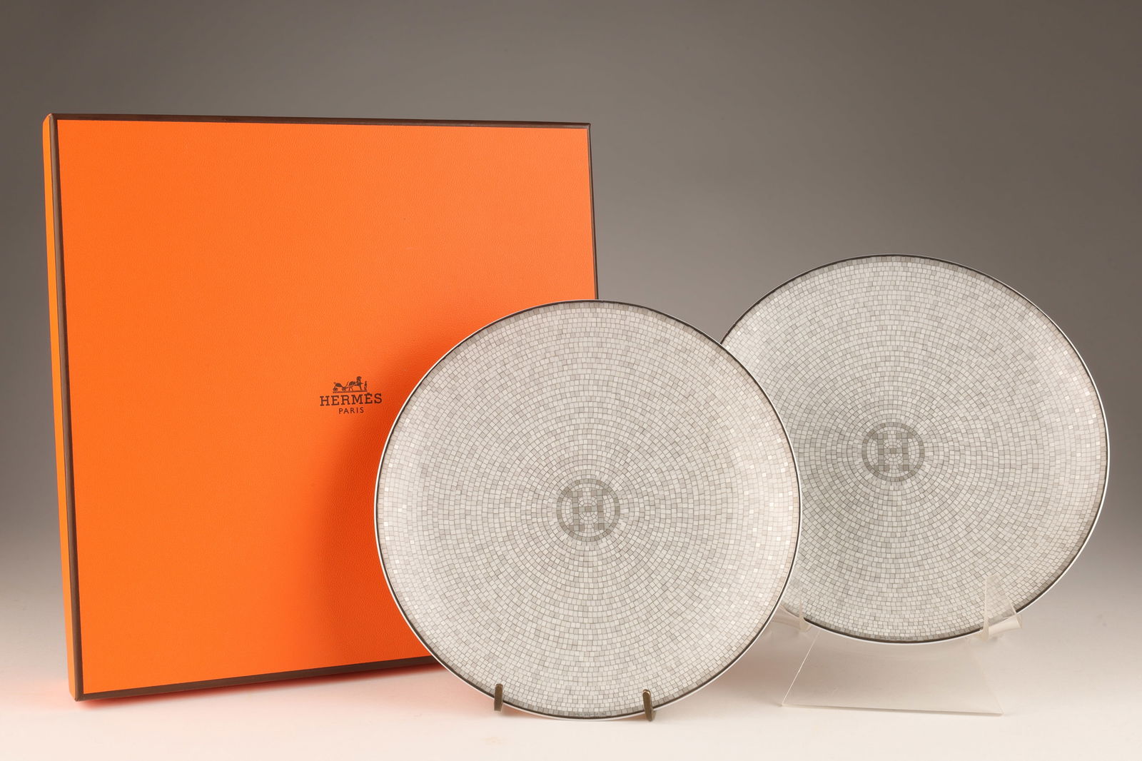 Set Hermes Mosaique Au 24 Platinum Bread Plates (1 of 7)