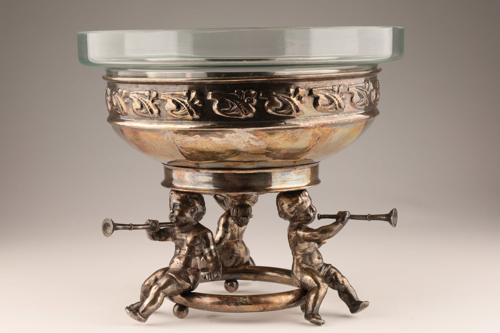 Neoclassical Style Silver Plated Putti Pedestal (1 of 9)