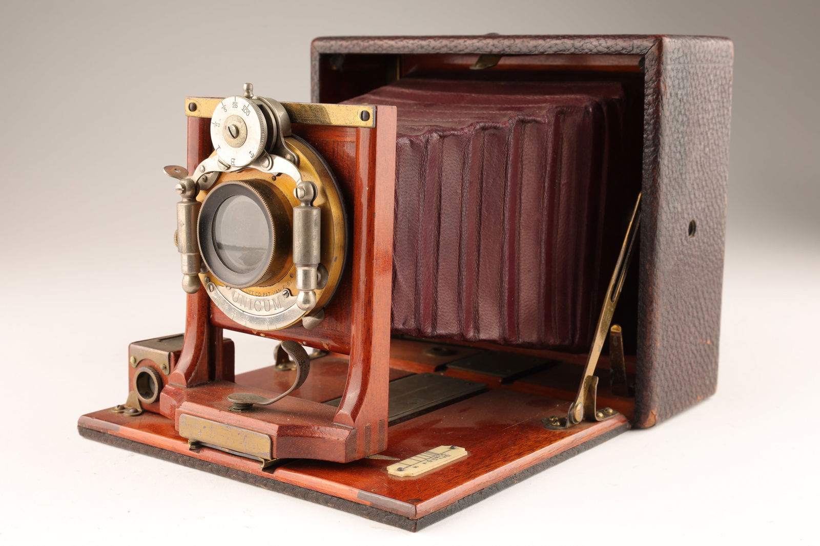 Antique Bausch and Lomb Unicum Folding Camera (1 of 11)