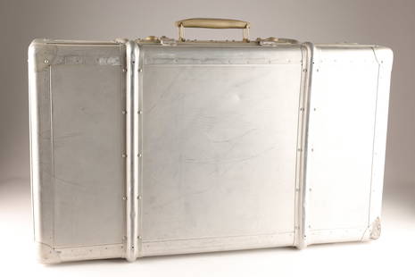 MCM 1940s Aluminum Large Airline Suitcase: Vintage 1940s large aluminum airline suitcase, with reinforced corners and top body supports, both snap closures work, aluminum handle and attached cloth straps on inside, in superlative condition