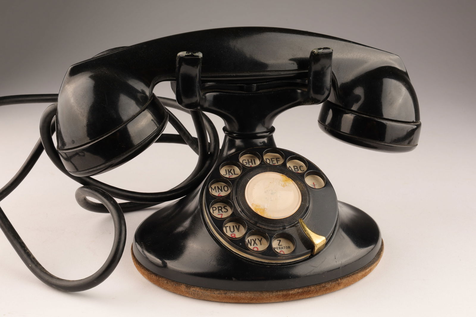 Antique Northern Electric Rotary Dial Telephone (1 of 6)