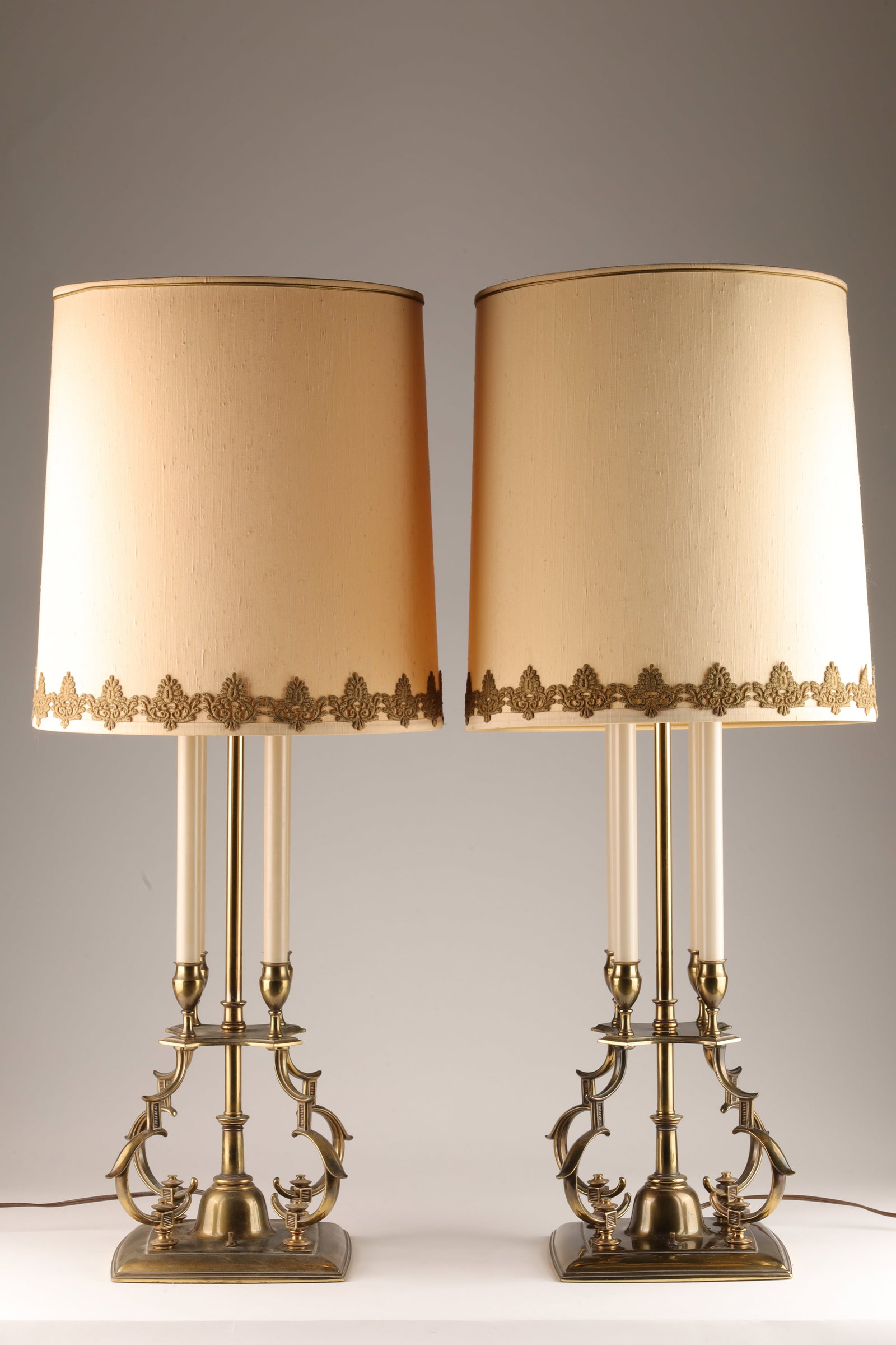 Pair 1960s Stiffel Brass Hollywood Regency Lamps (1 of 8)