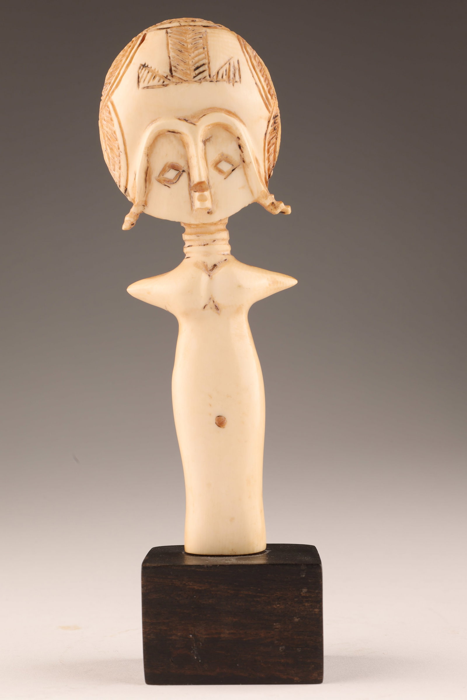 African Ashanti Akuaba Doll / Fertility Figure (1 of 5)