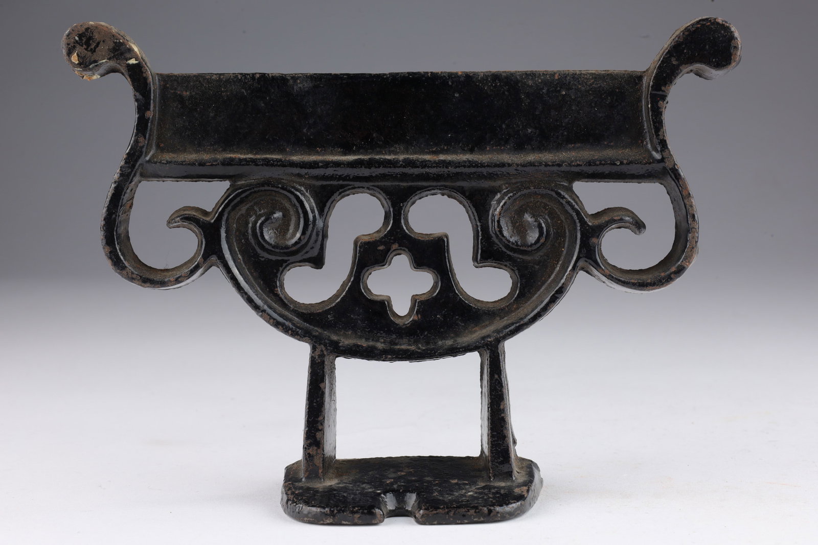 Antique Cast Iron Boot Scraper: Antique Cast Iron Boot Scraper. 6 inches W x 2.25 deep x 4.5 H.